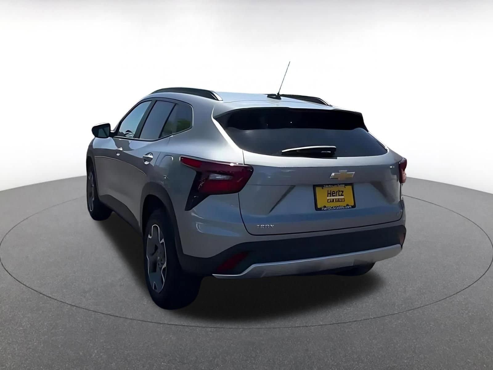 Thumbnail: 2025 Chevrolet Trax - 11