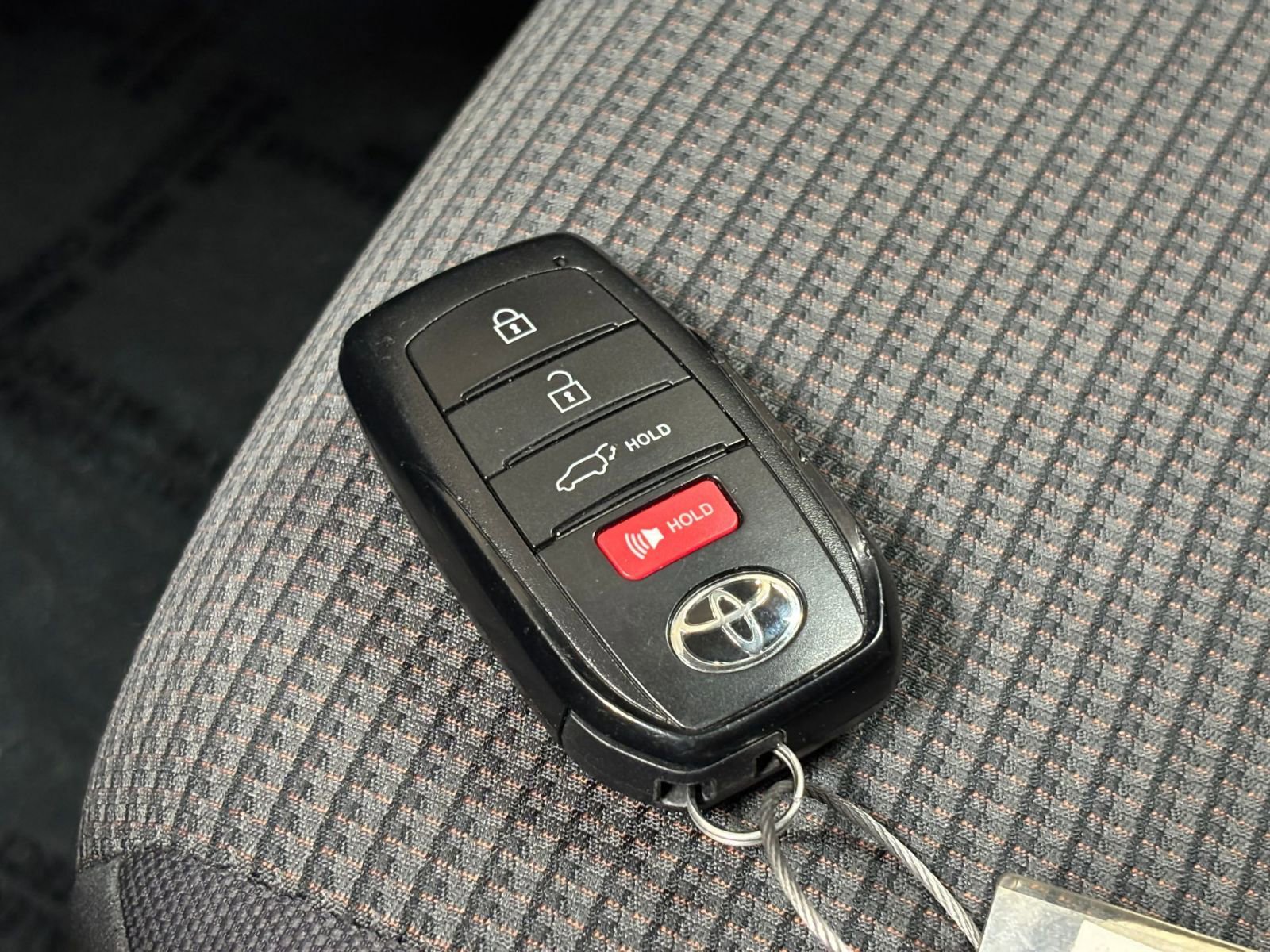 Thumbnail: 2025 Toyota Highlander - 21