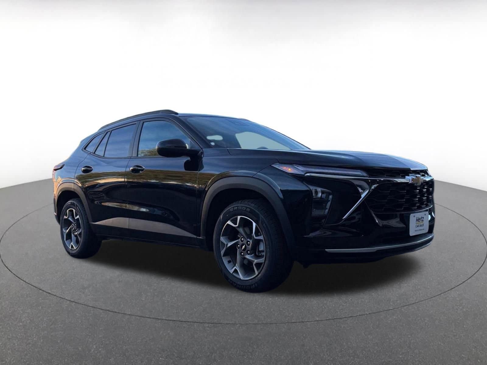 Thumbnail: 2025 Chevrolet Trax - 1