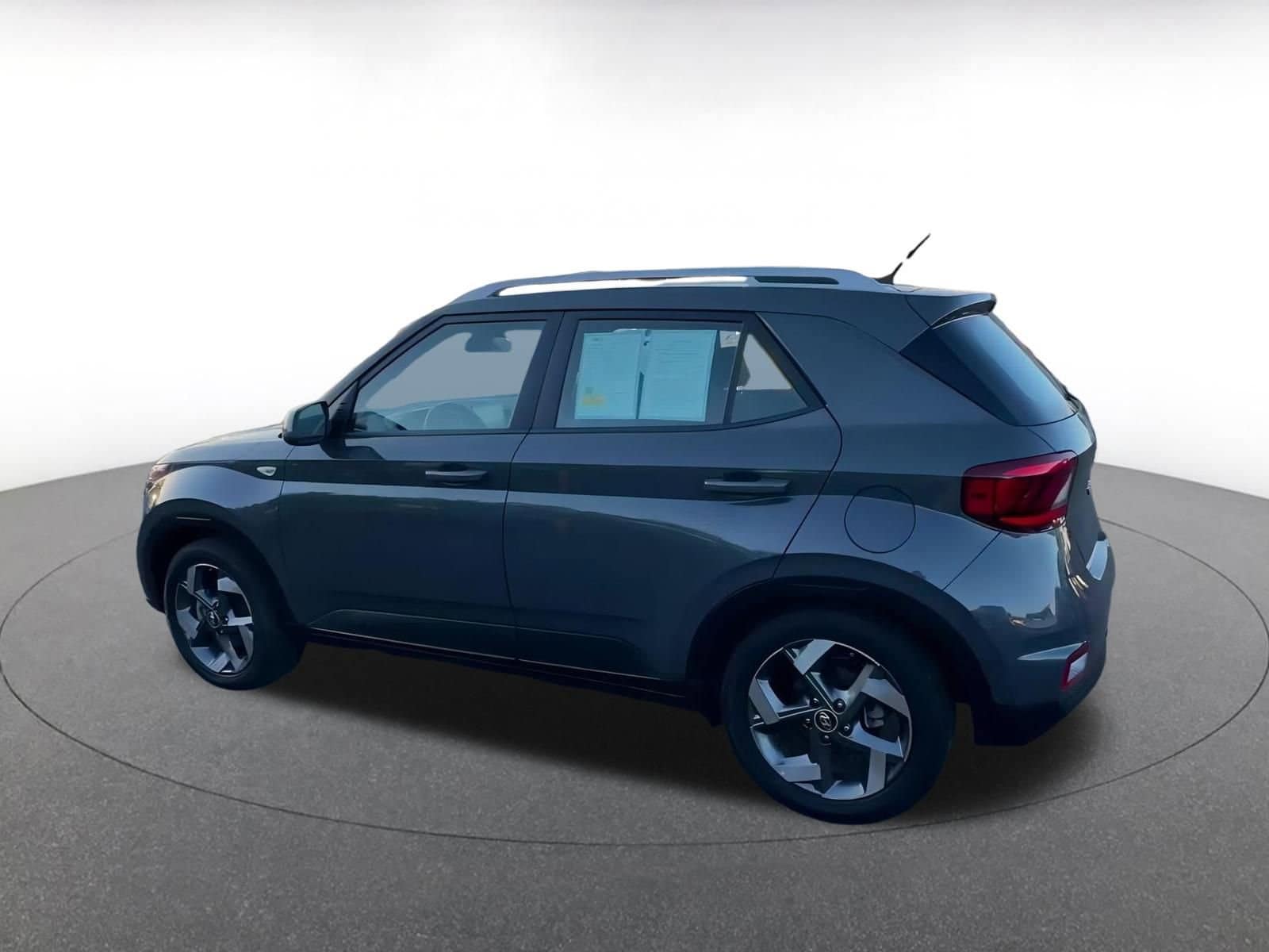 Thumbnail: 2025 Hyundai Venue - 10