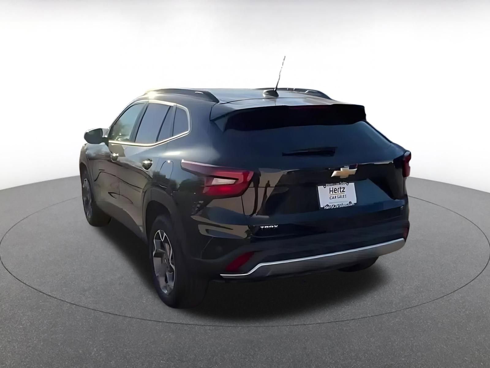 Thumbnail: 2025 Chevrolet Trax - 15