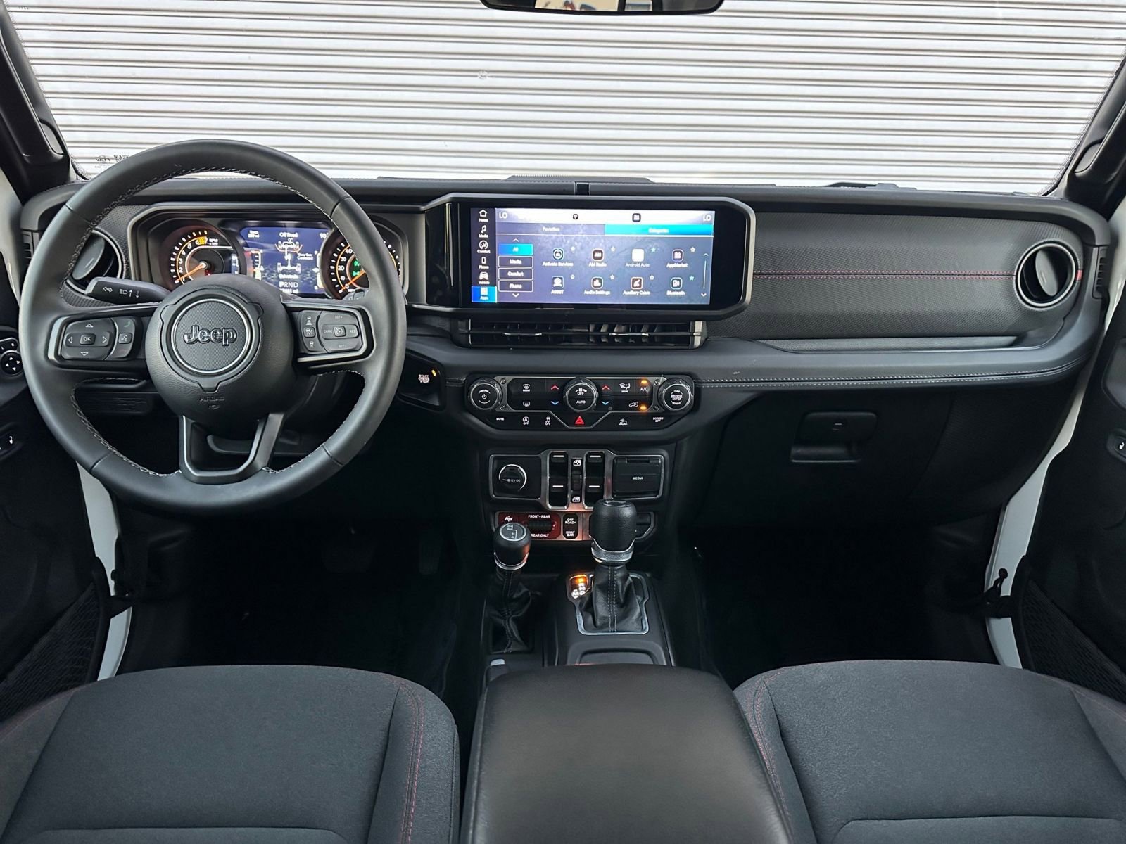 Thumbnail: 2025 Jeep Wrangler - 32