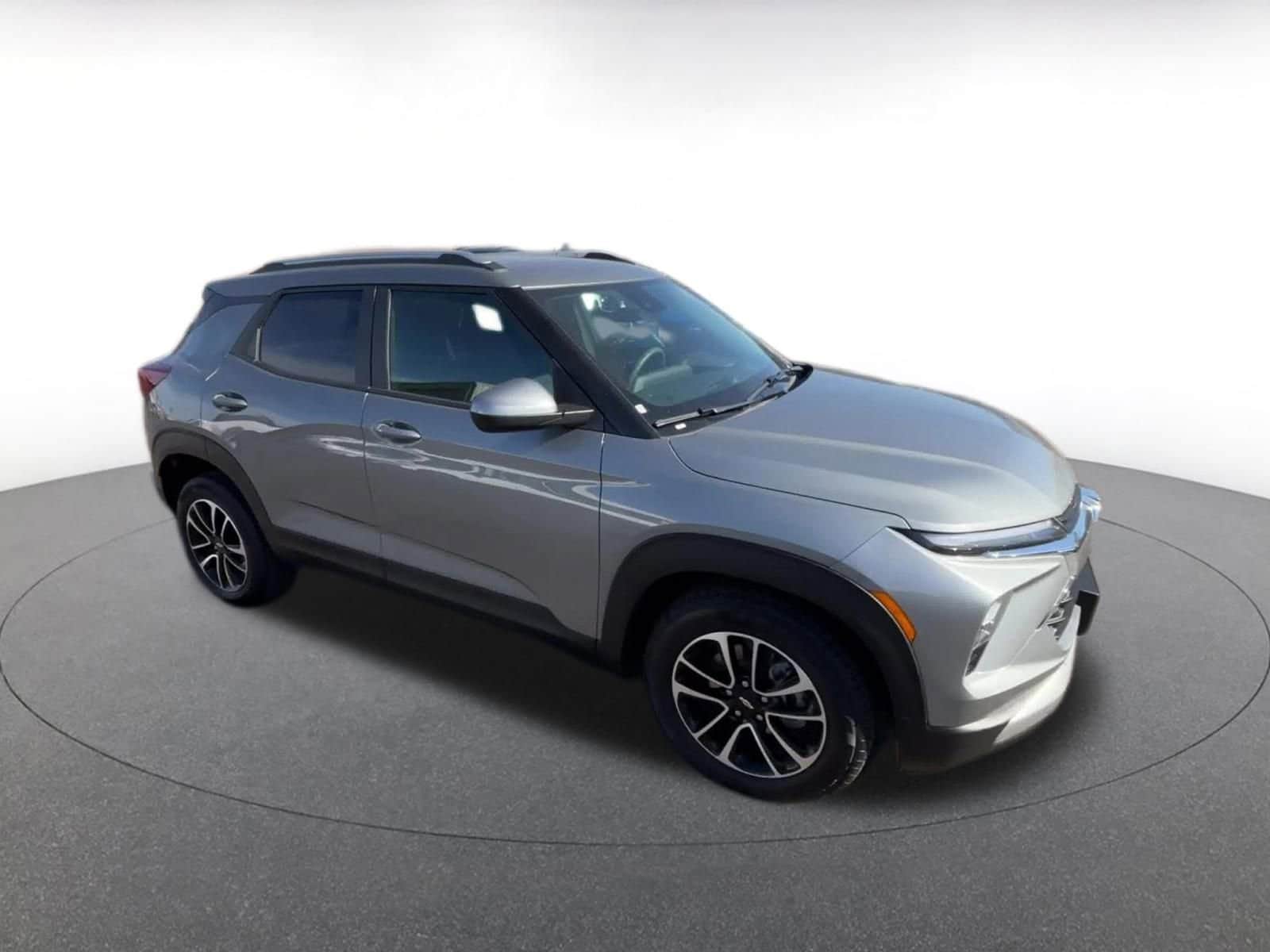 Thumbnail: 2025 Chevrolet TrailBlazer - 2