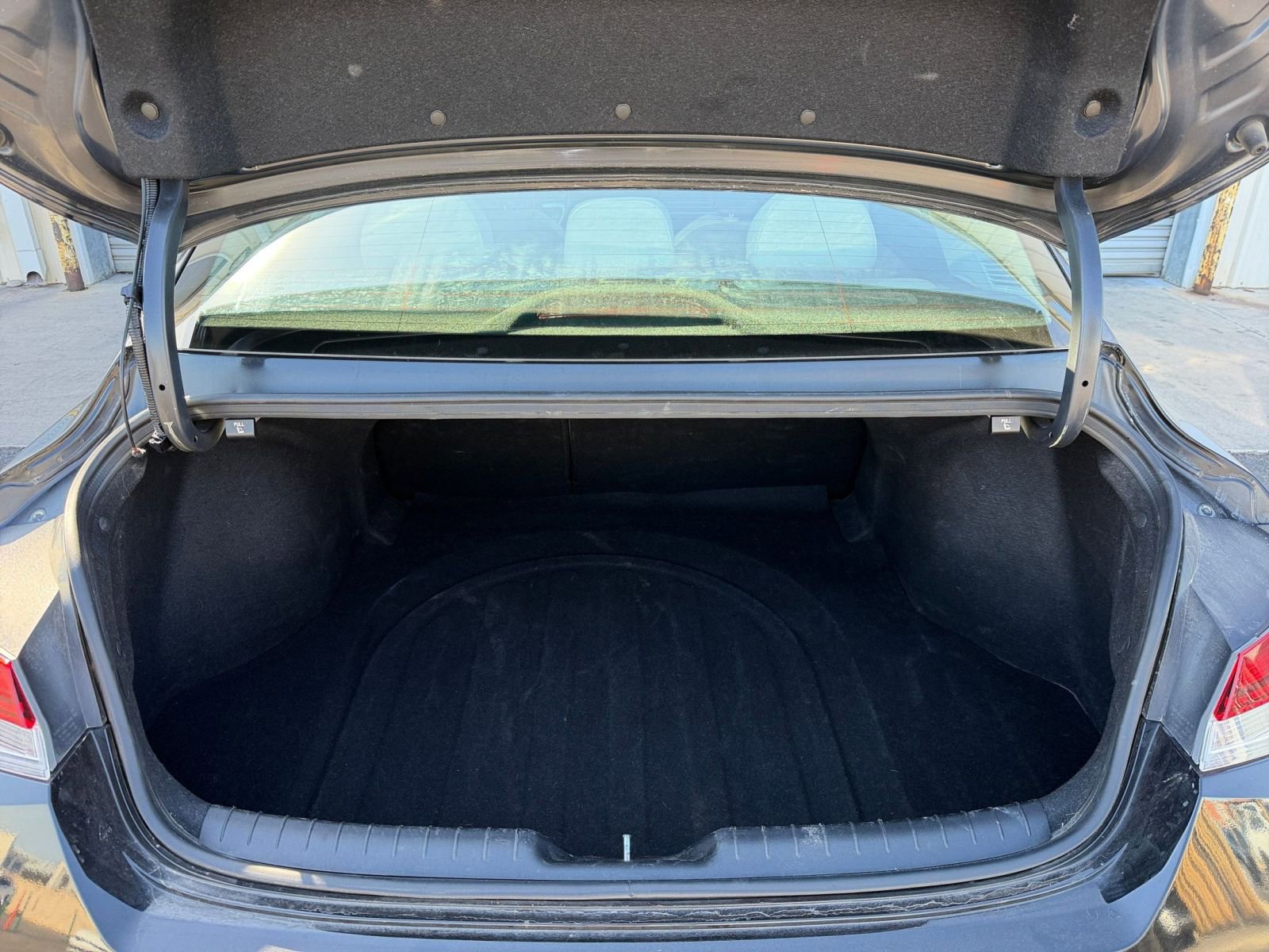 Thumbnail: 2025 Hyundai Elantra - 33