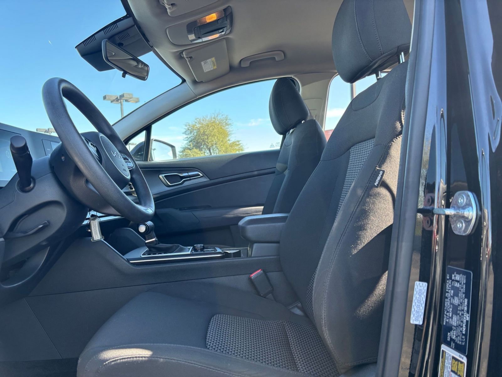 Thumbnail: 2025 Kia Sportage - 25