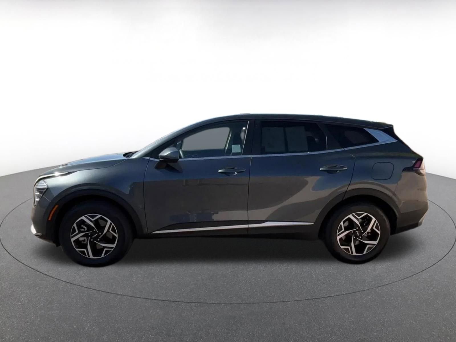 Thumbnail: 2025 Kia Sportage - 9