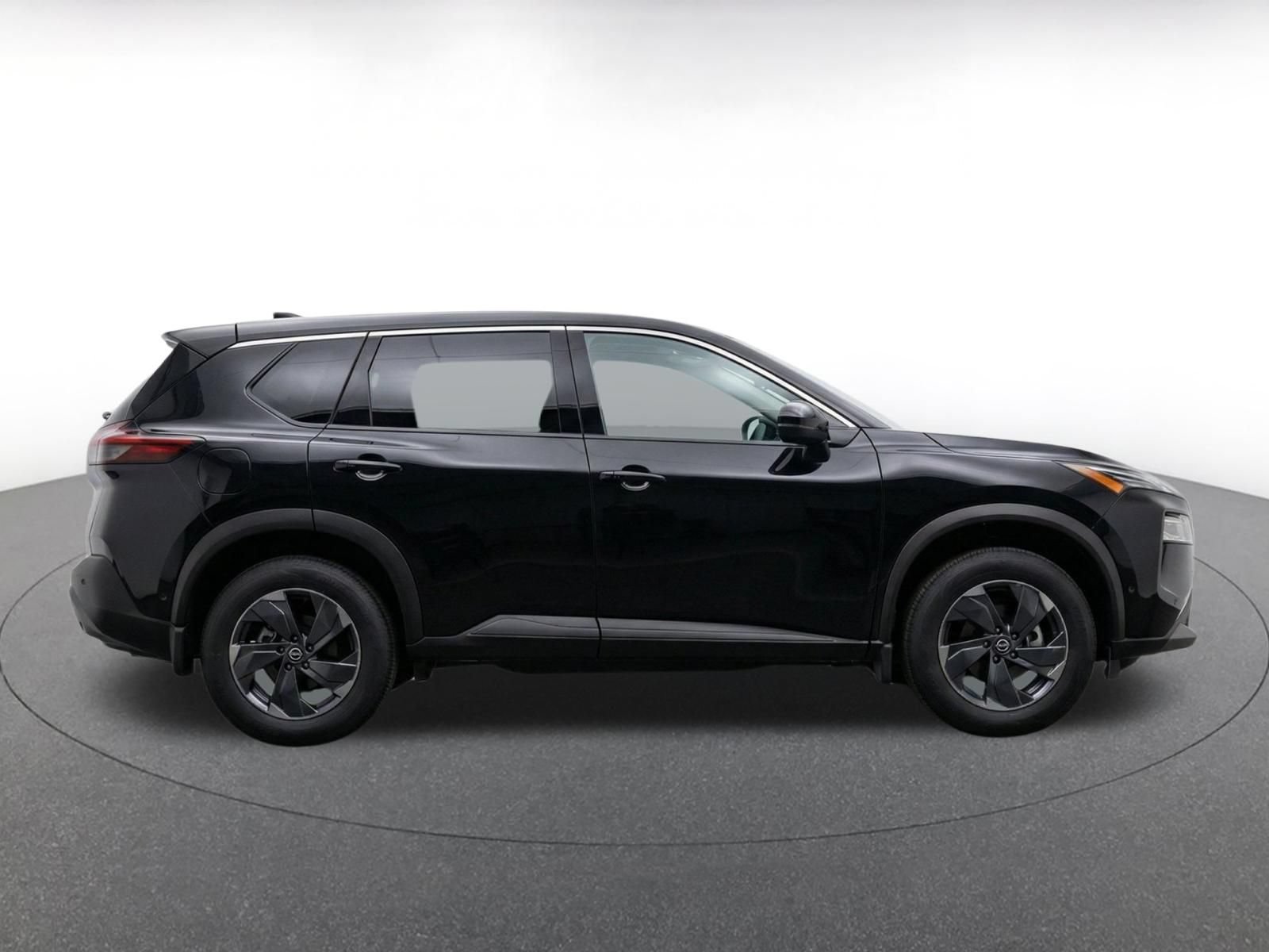 Thumbnail: 2025 Nissan Rogue - 14