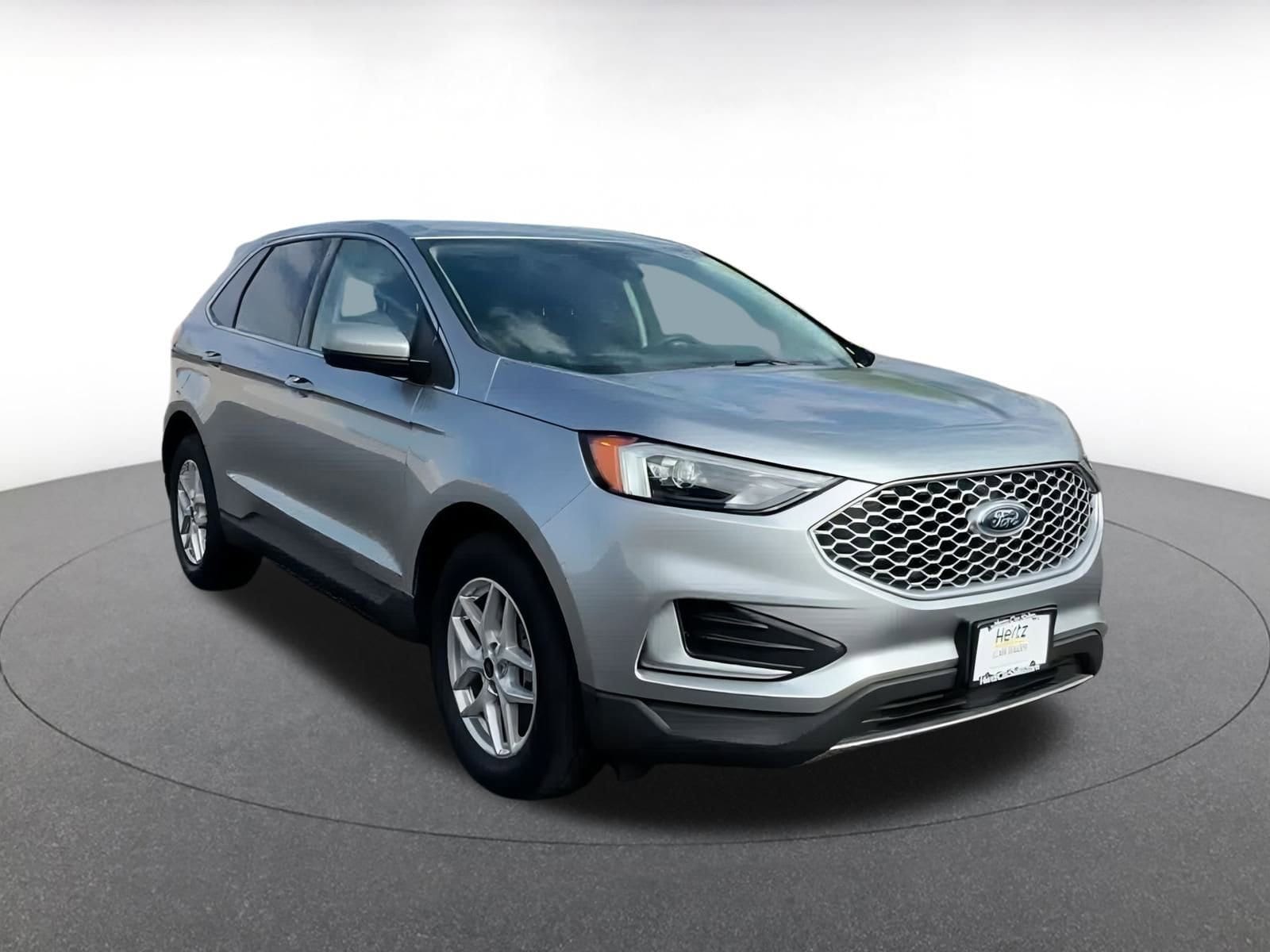 Thumbnail: 2024 Ford Edge - 3