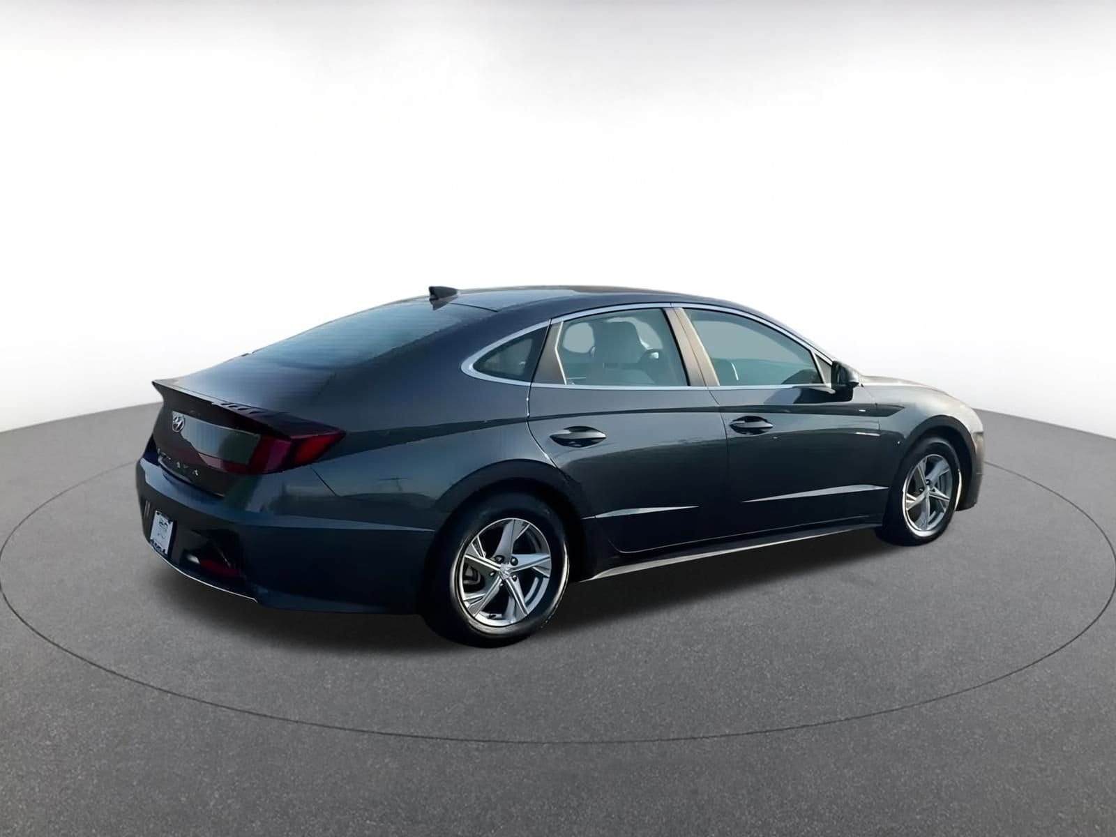 Thumbnail: 2023 Hyundai Sonata - 12