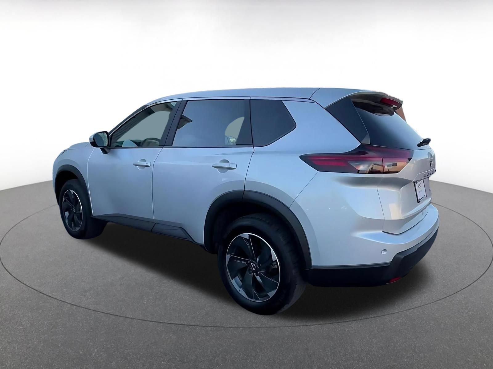 Thumbnail: 2025 Nissan Rogue - 10