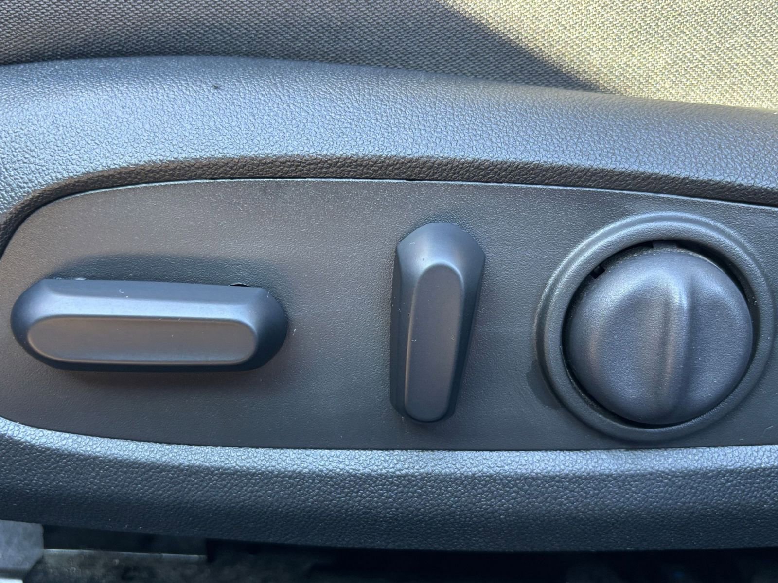 Thumbnail: 2023 Chevrolet Malibu - 23