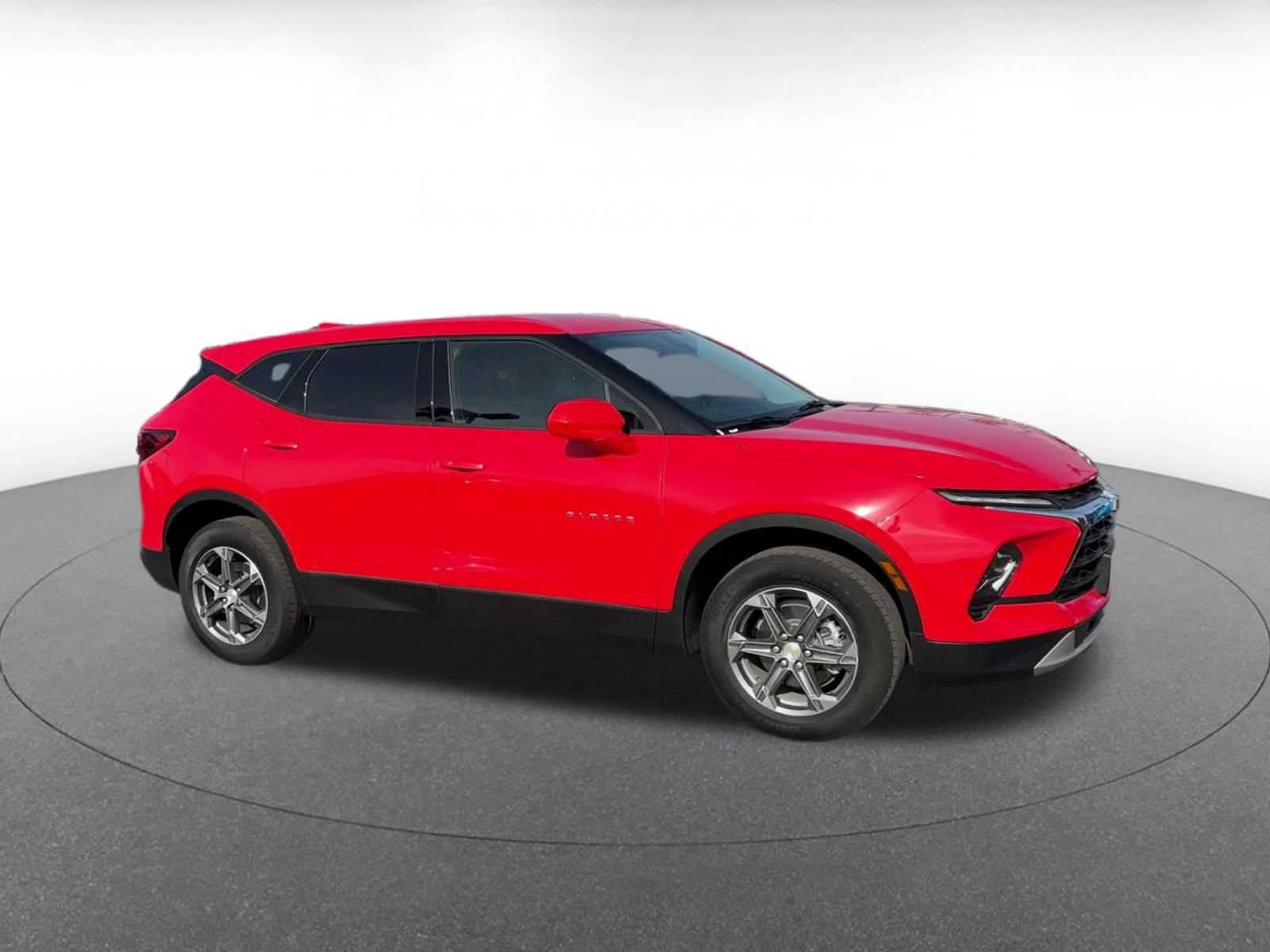Thumbnail: 2025 Chevrolet Blazer - 2