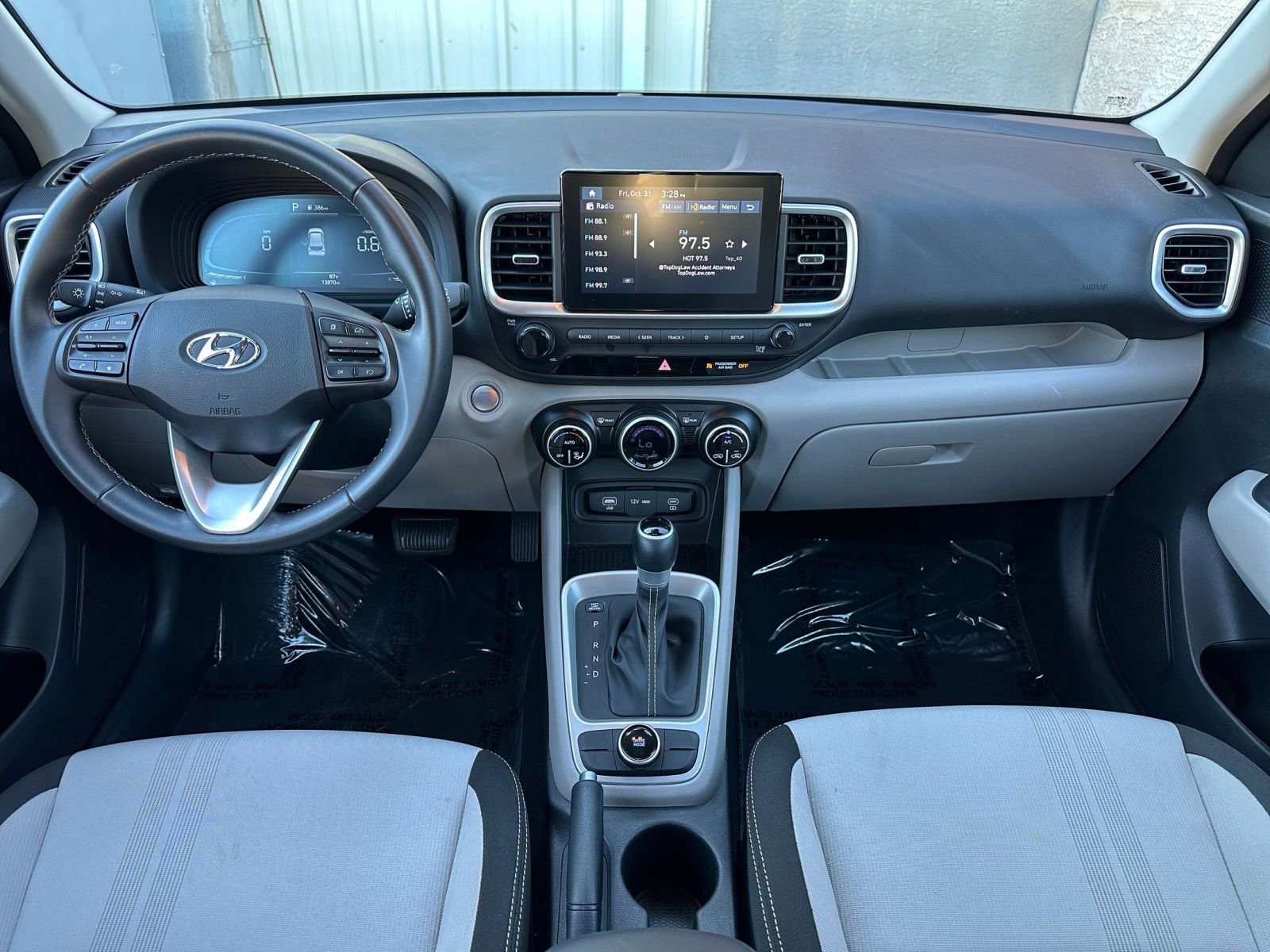 Thumbnail: 2025 Hyundai Venue - 32