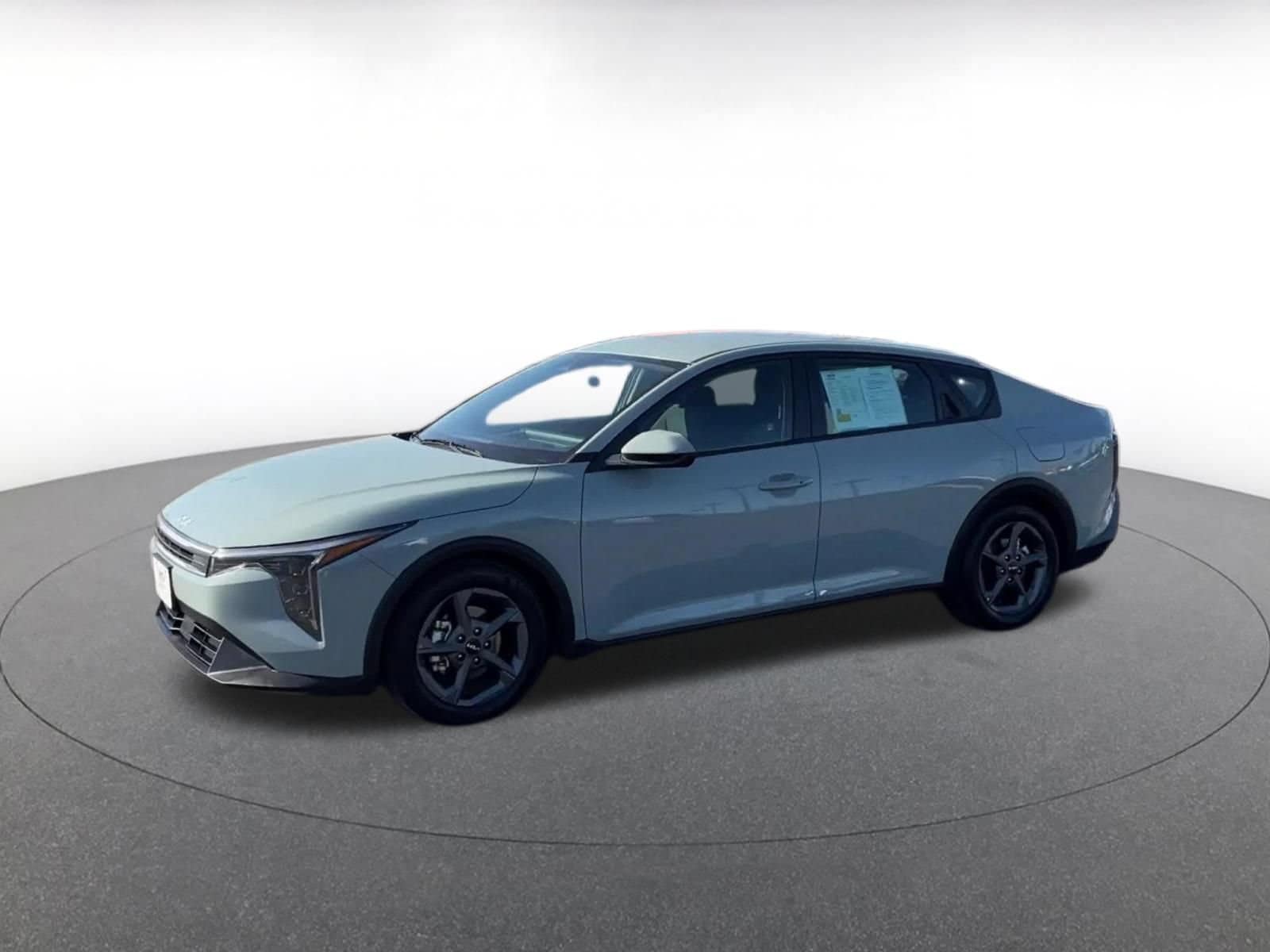 Thumbnail: 2026 Kia K4 - 8