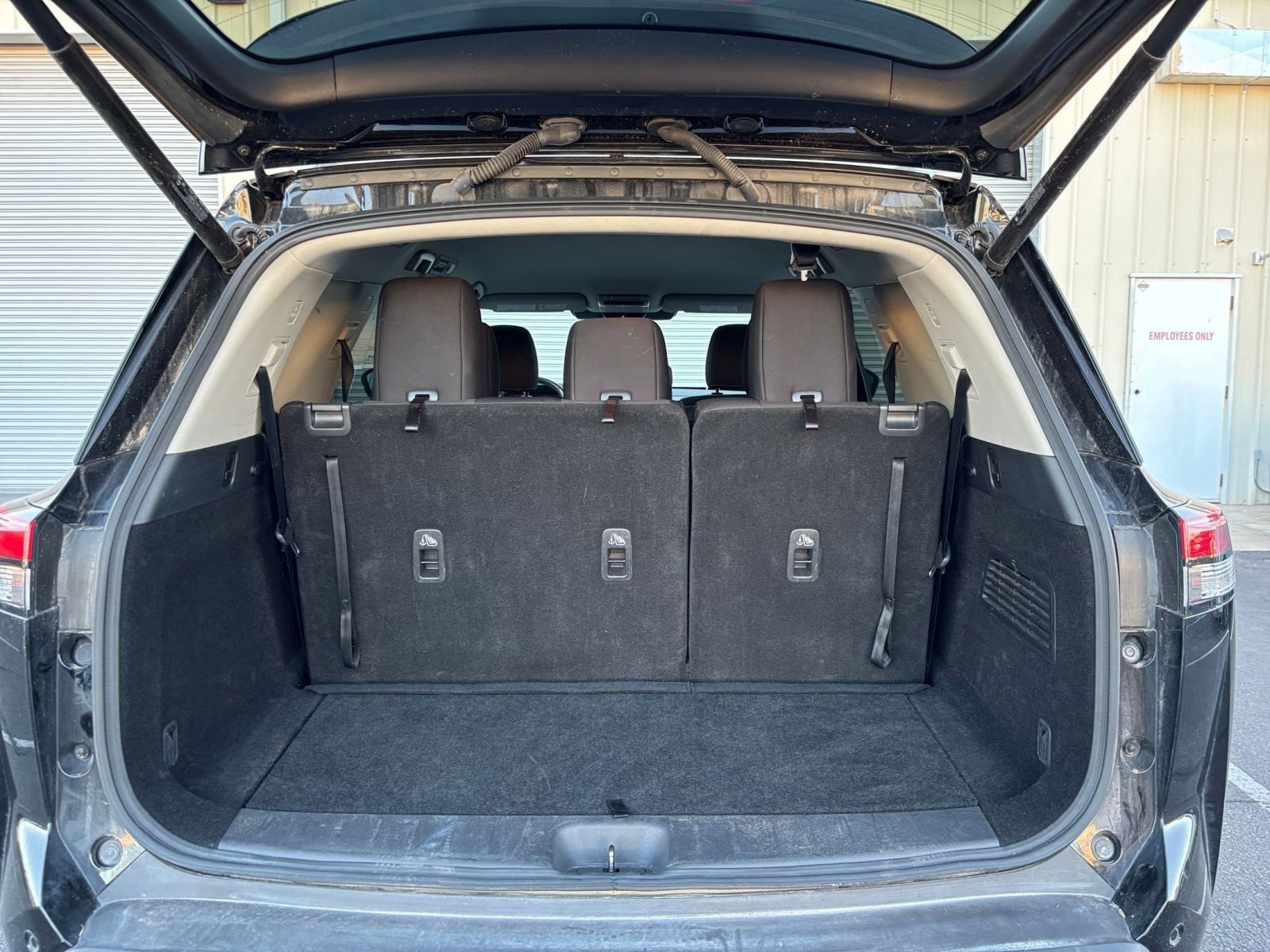 Thumbnail: 2025 Nissan Pathfinder - 34