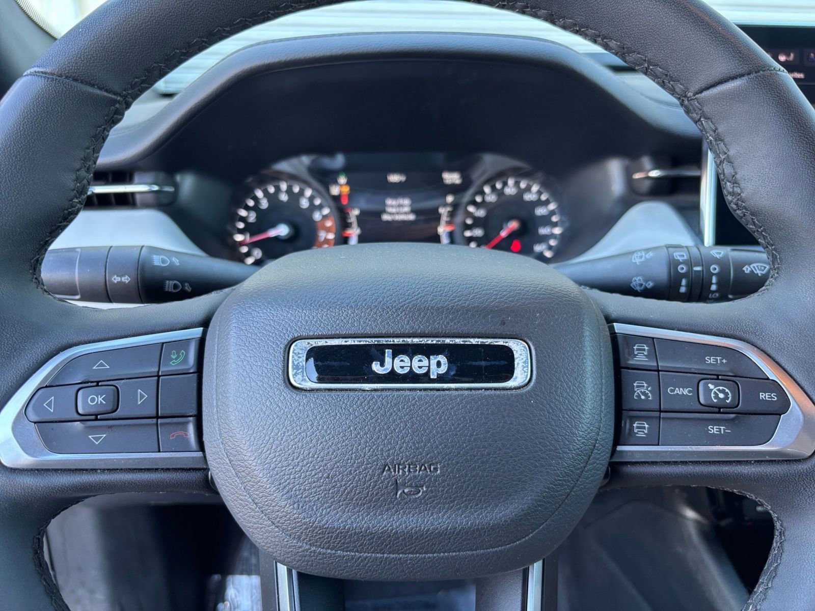 Thumbnail: 2025 Jeep Compass - 29