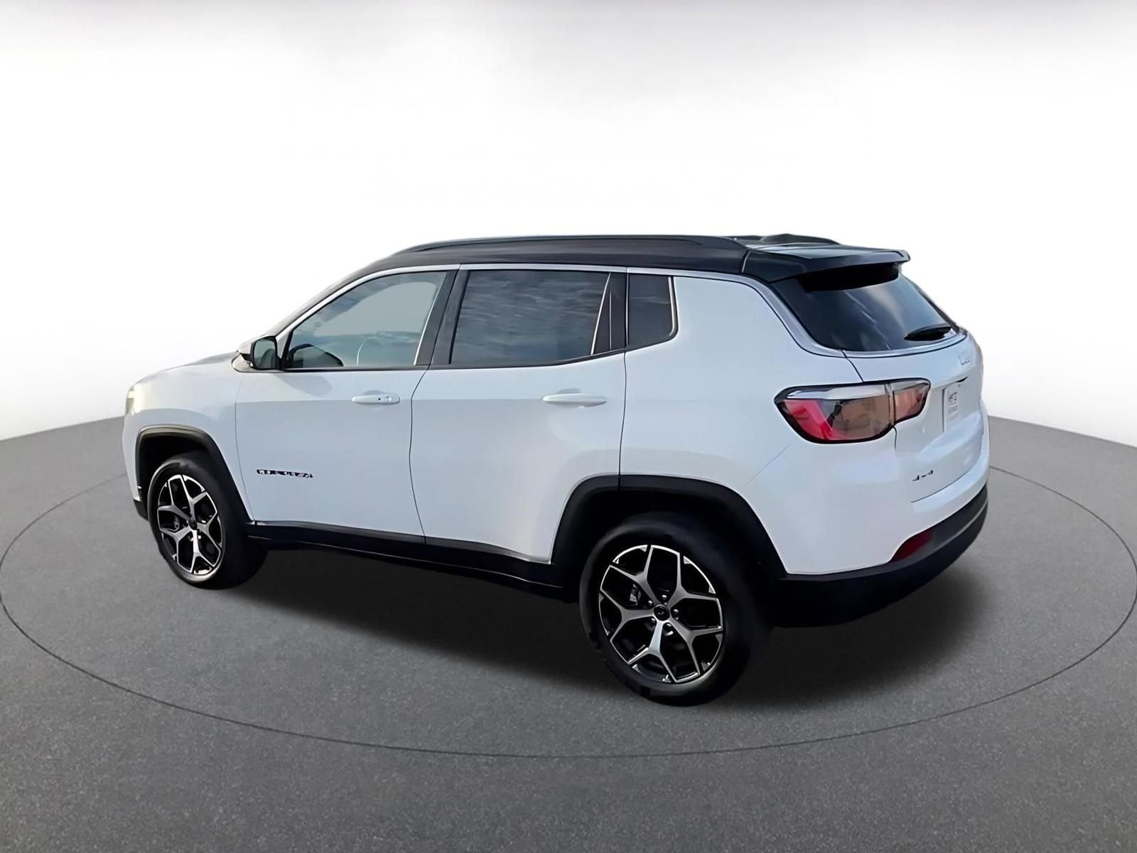 Thumbnail: 2025 Jeep Compass - 10
