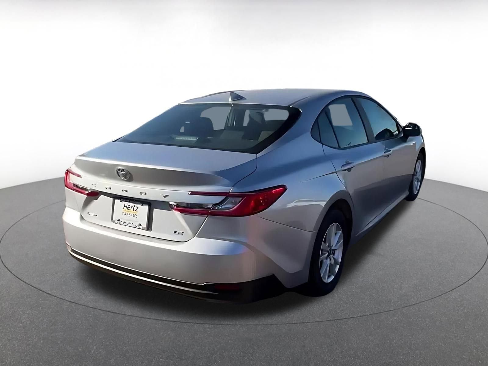 Thumbnail: 2025 Toyota Camry - 14