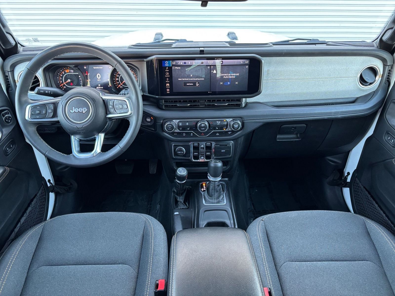 Thumbnail: 2025 Jeep Wrangler - 33