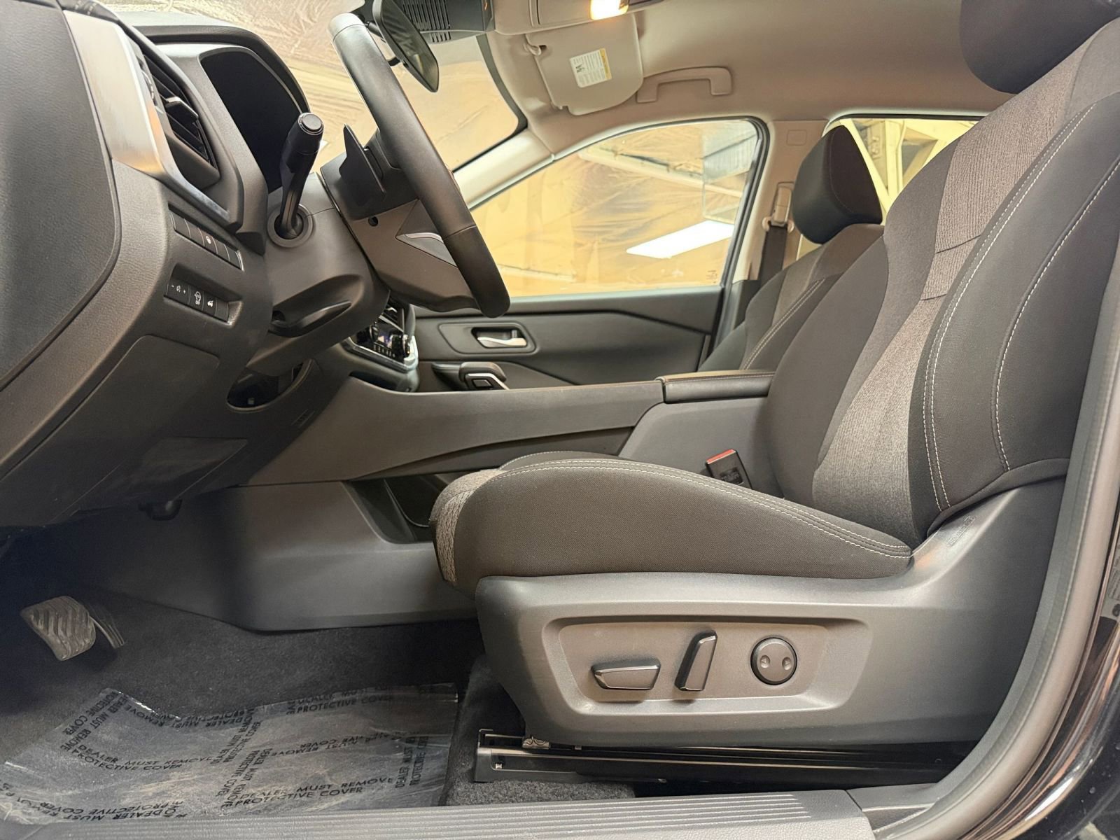 Thumbnail: 2025 Nissan Rogue - 29