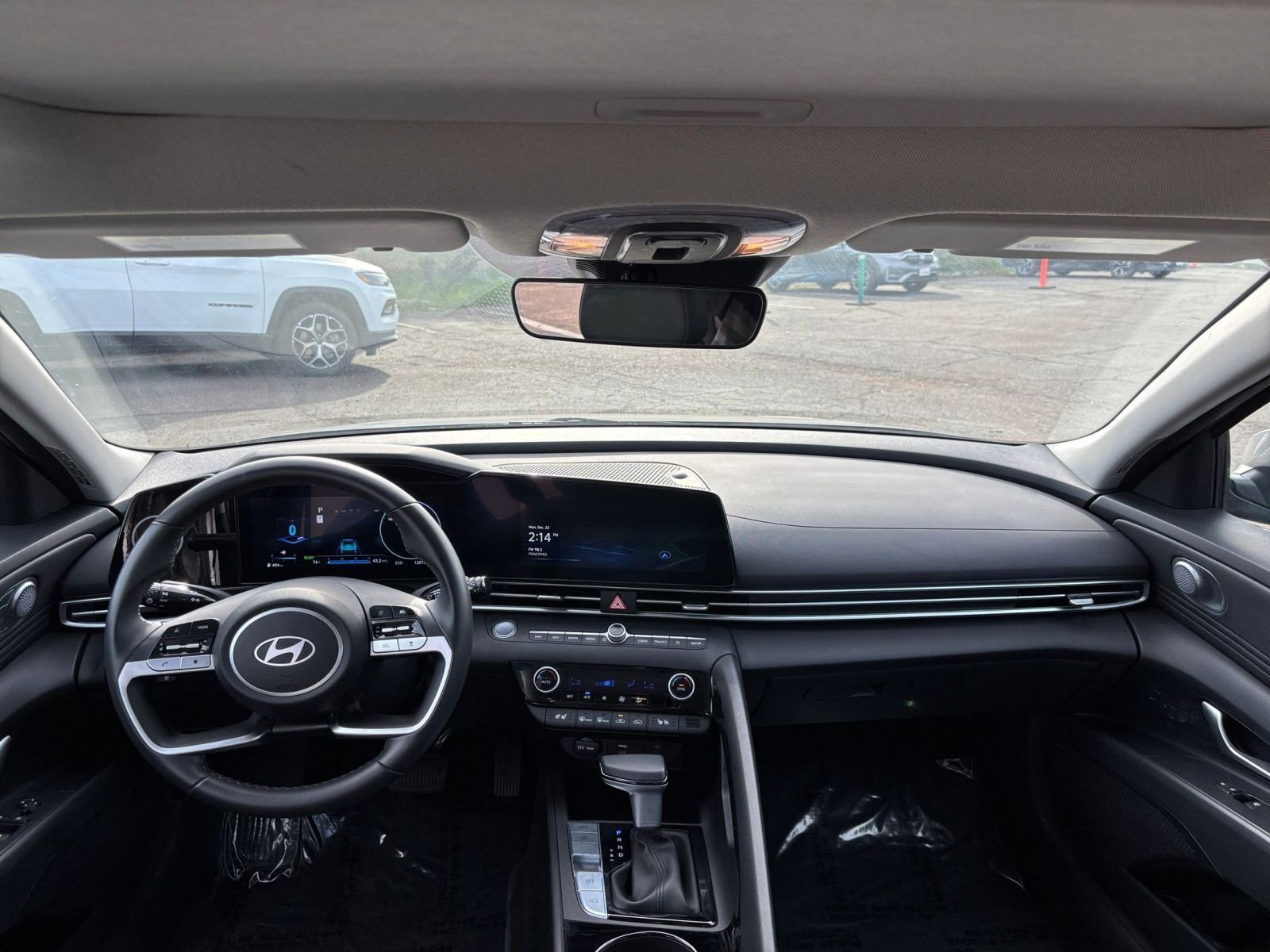 Thumbnail: 2025 Hyundai Elantra - 34