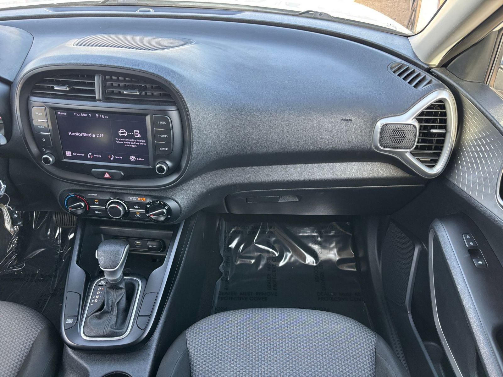 Thumbnail: 2023 Kia Soul - 33