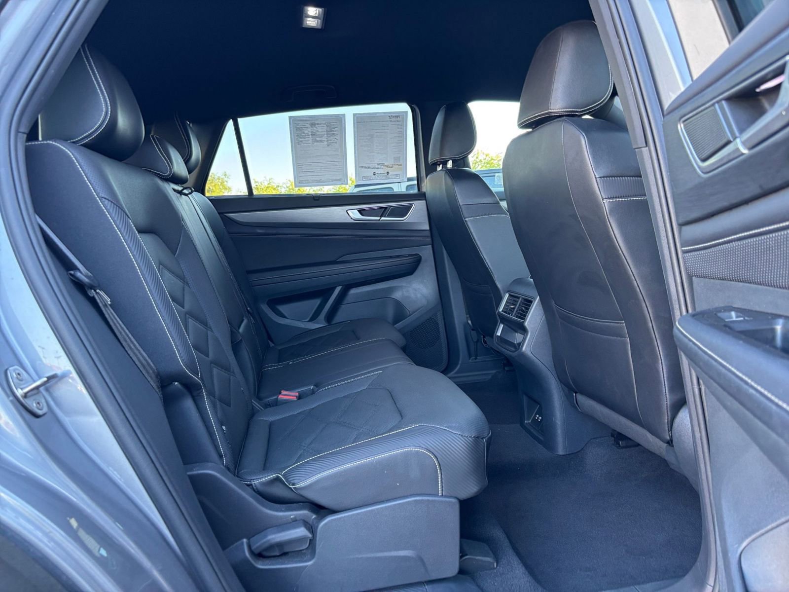 Thumbnail: 2025 Volkswagen Atlas - 28