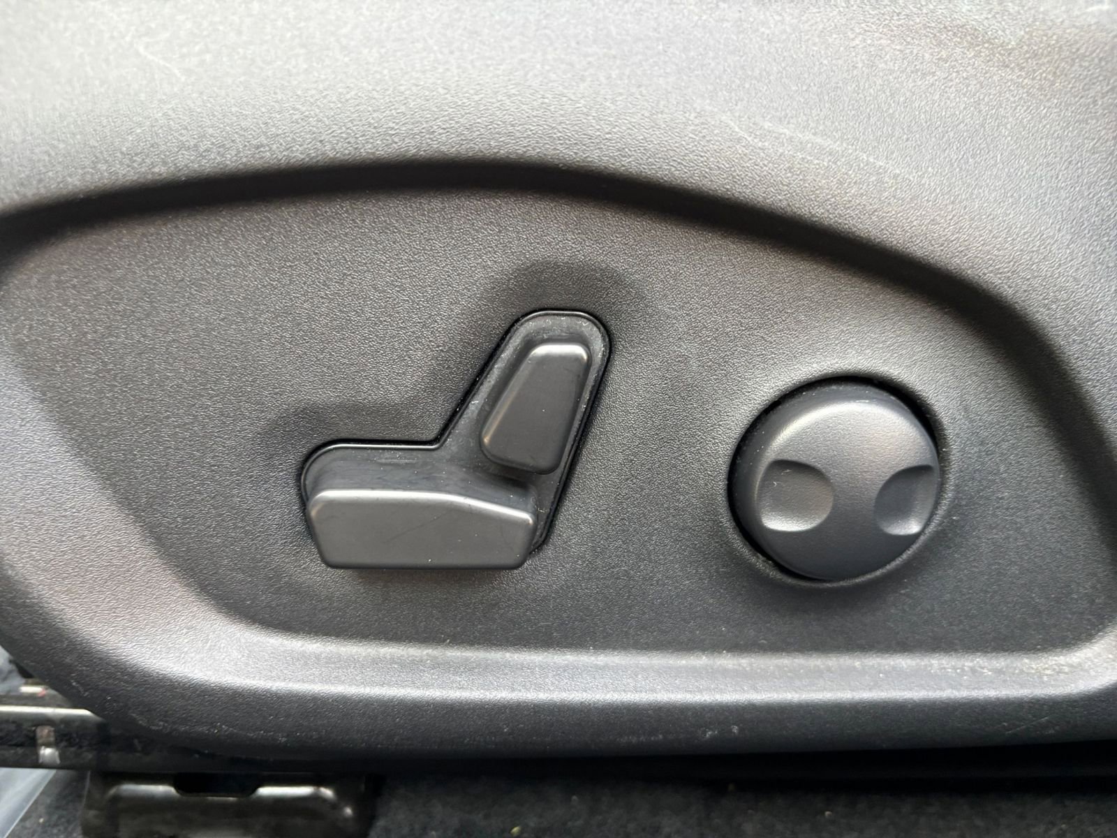 Thumbnail: 2025 Jeep Compass - 23