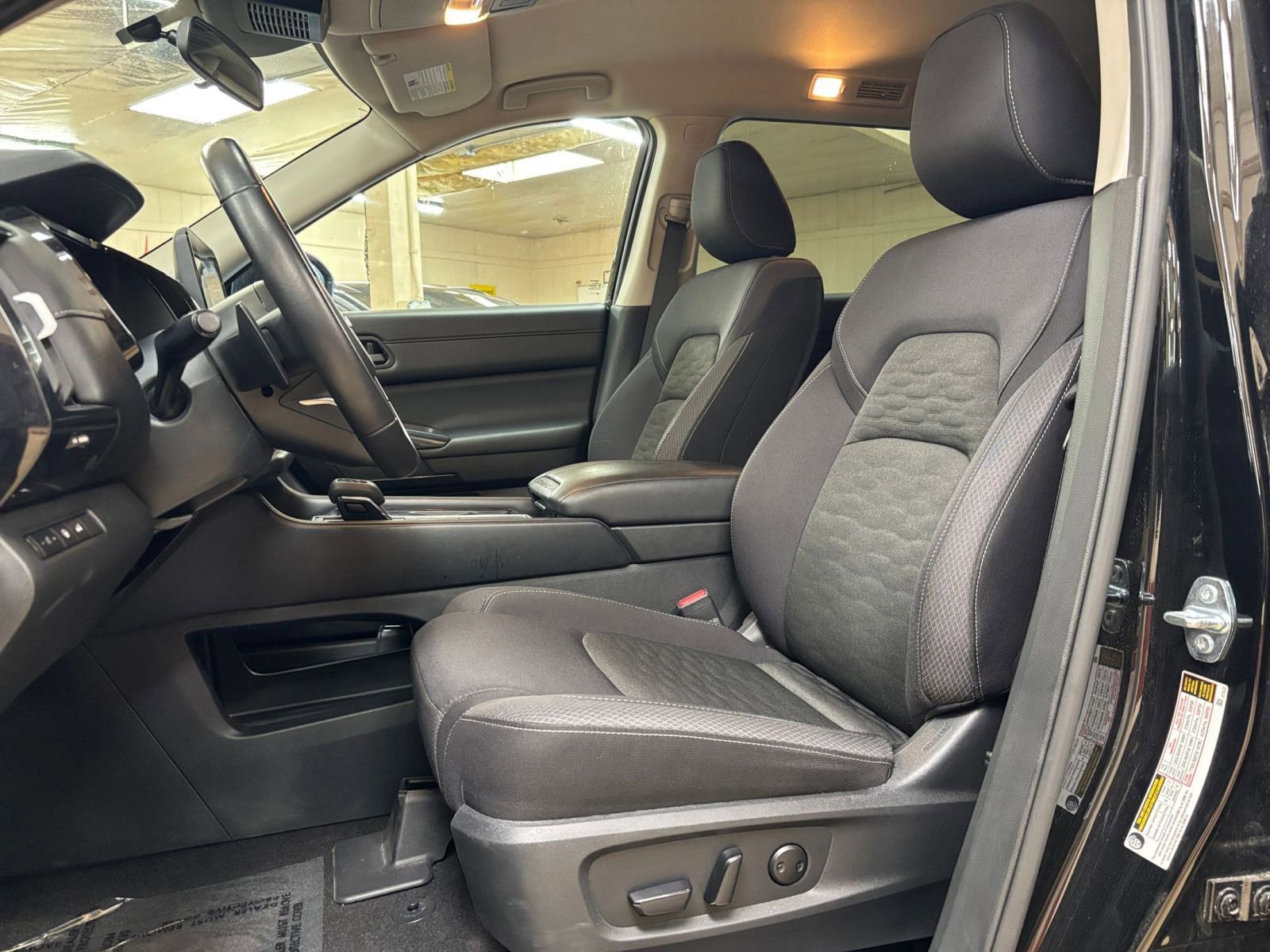 Thumbnail: 2025 Nissan Pathfinder - 29