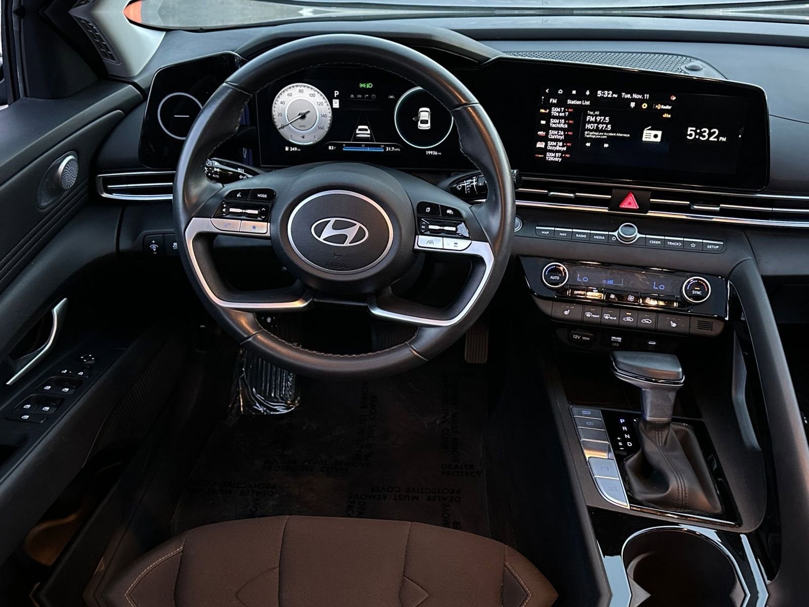 Thumbnail: 2025 Hyundai Elantra - 33