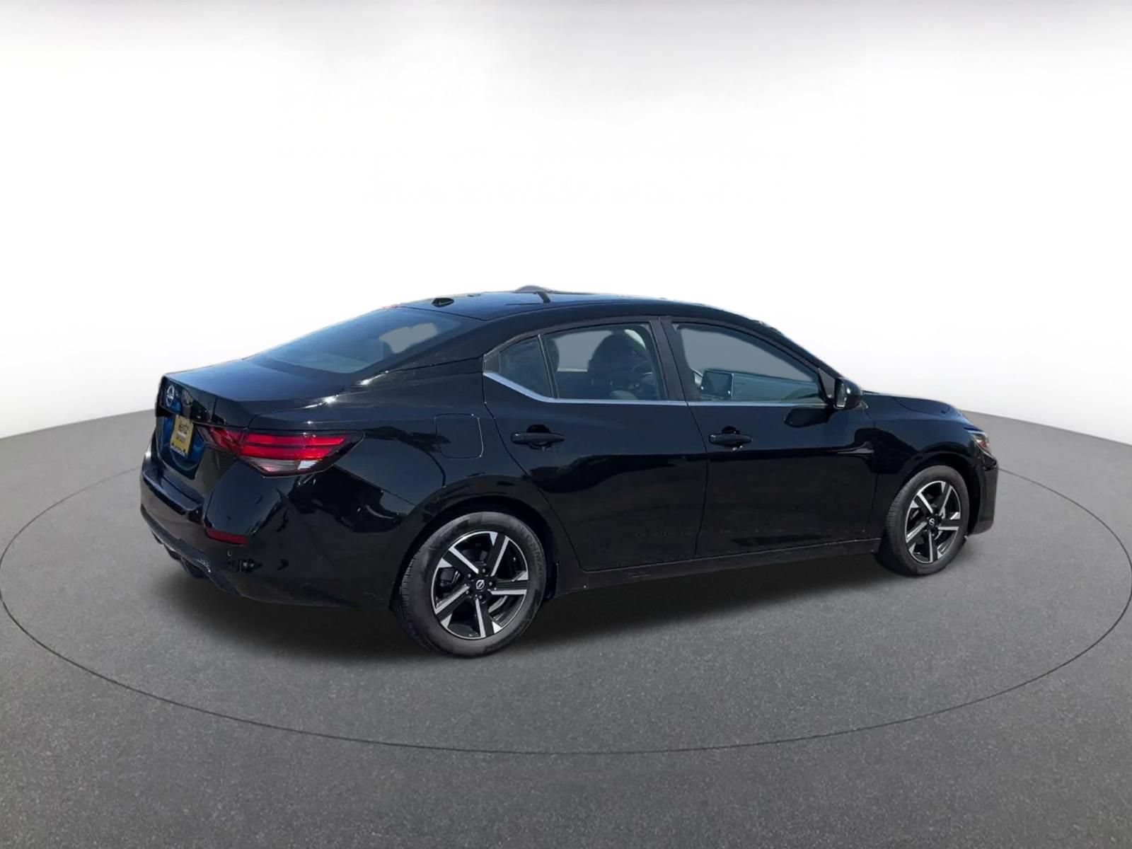 Thumbnail: 2025 Nissan Sentra - 12