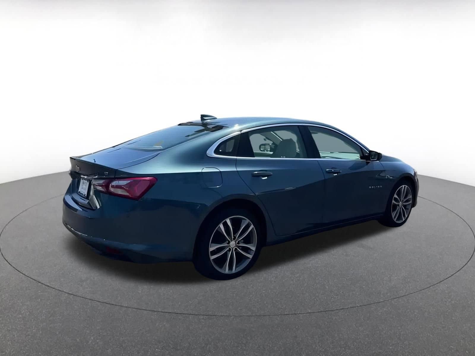 Thumbnail: 2024 Chevrolet Malibu - 15