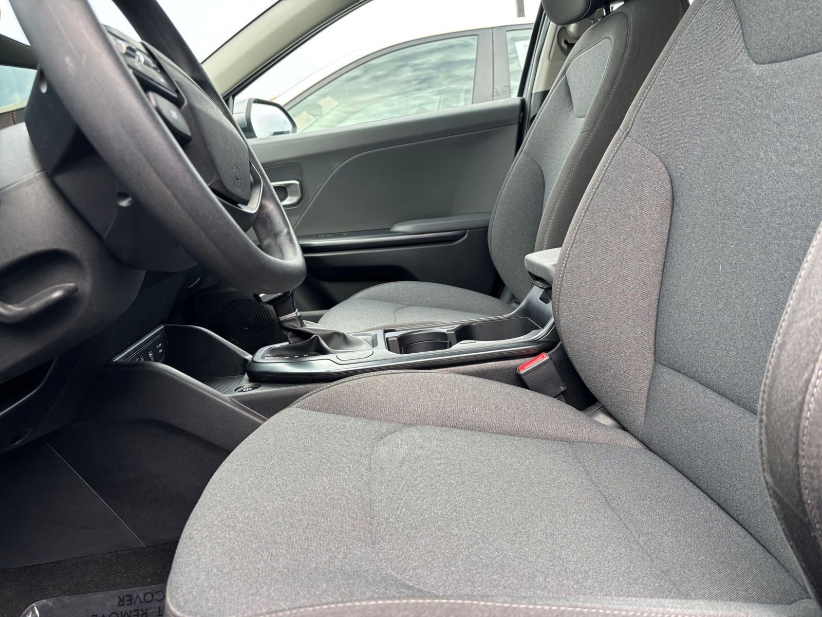 Thumbnail: 2025 Kia K4 - 25