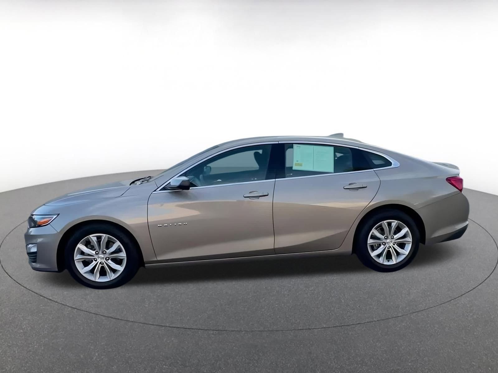 Thumbnail: 2023 Chevrolet Malibu - 9