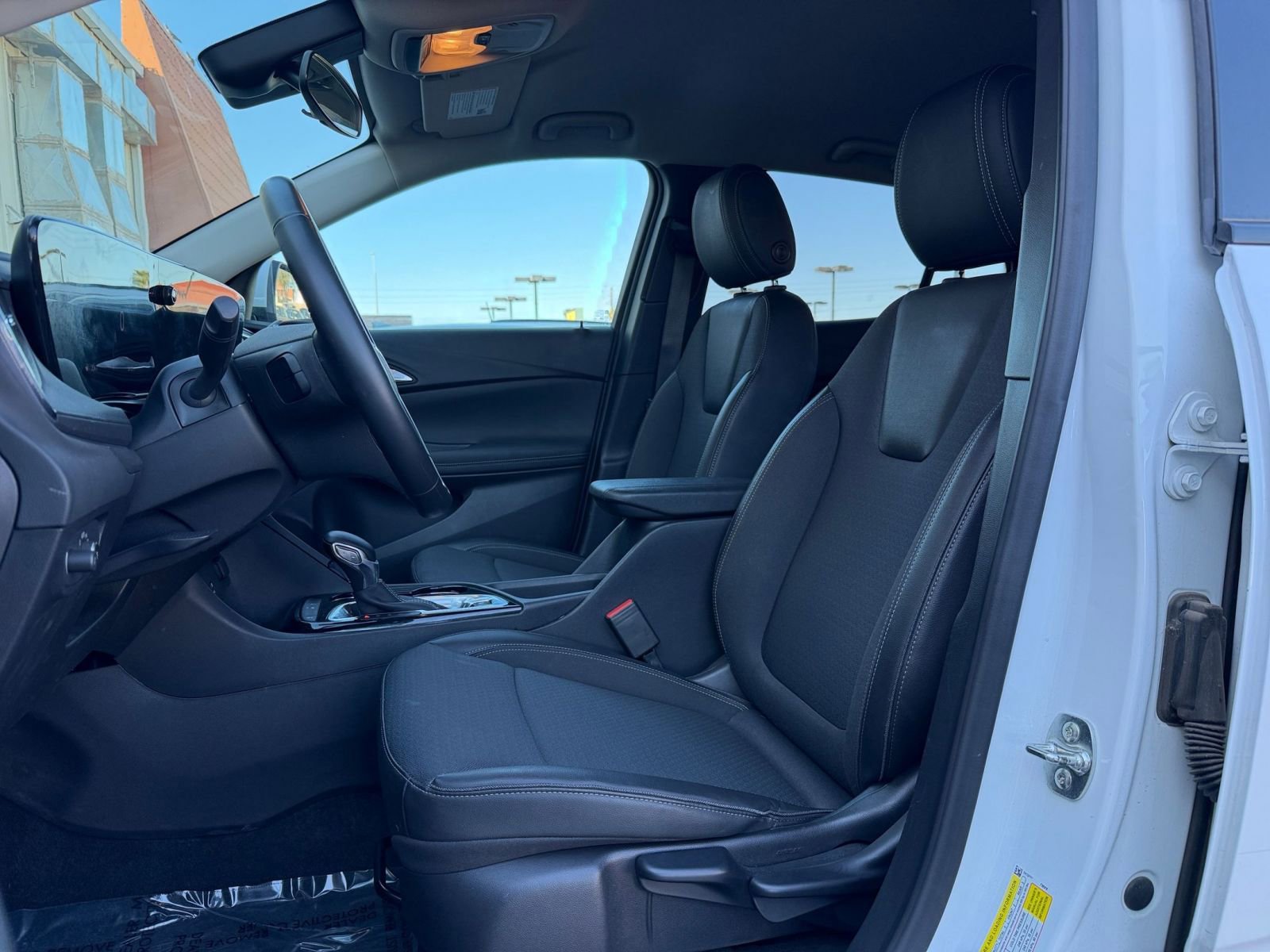 Thumbnail: 2025 Buick Encore GX - 25