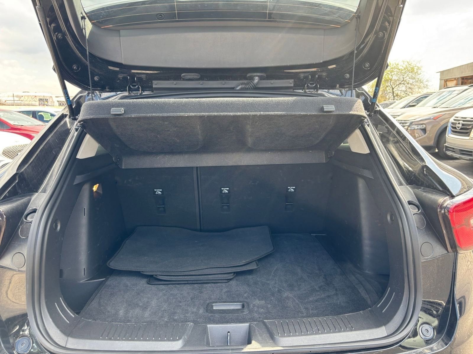 Thumbnail: 2025 Chevrolet Trax - 30