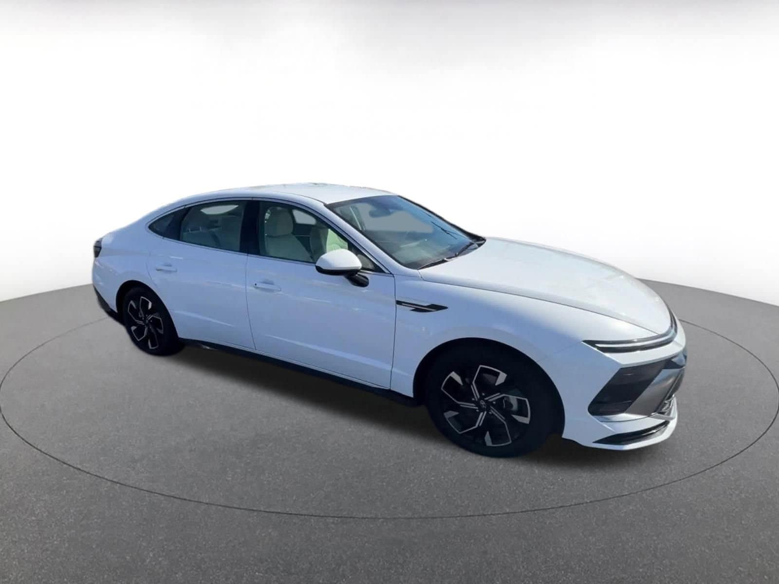 Thumbnail: 2025 Hyundai Sonata - 2