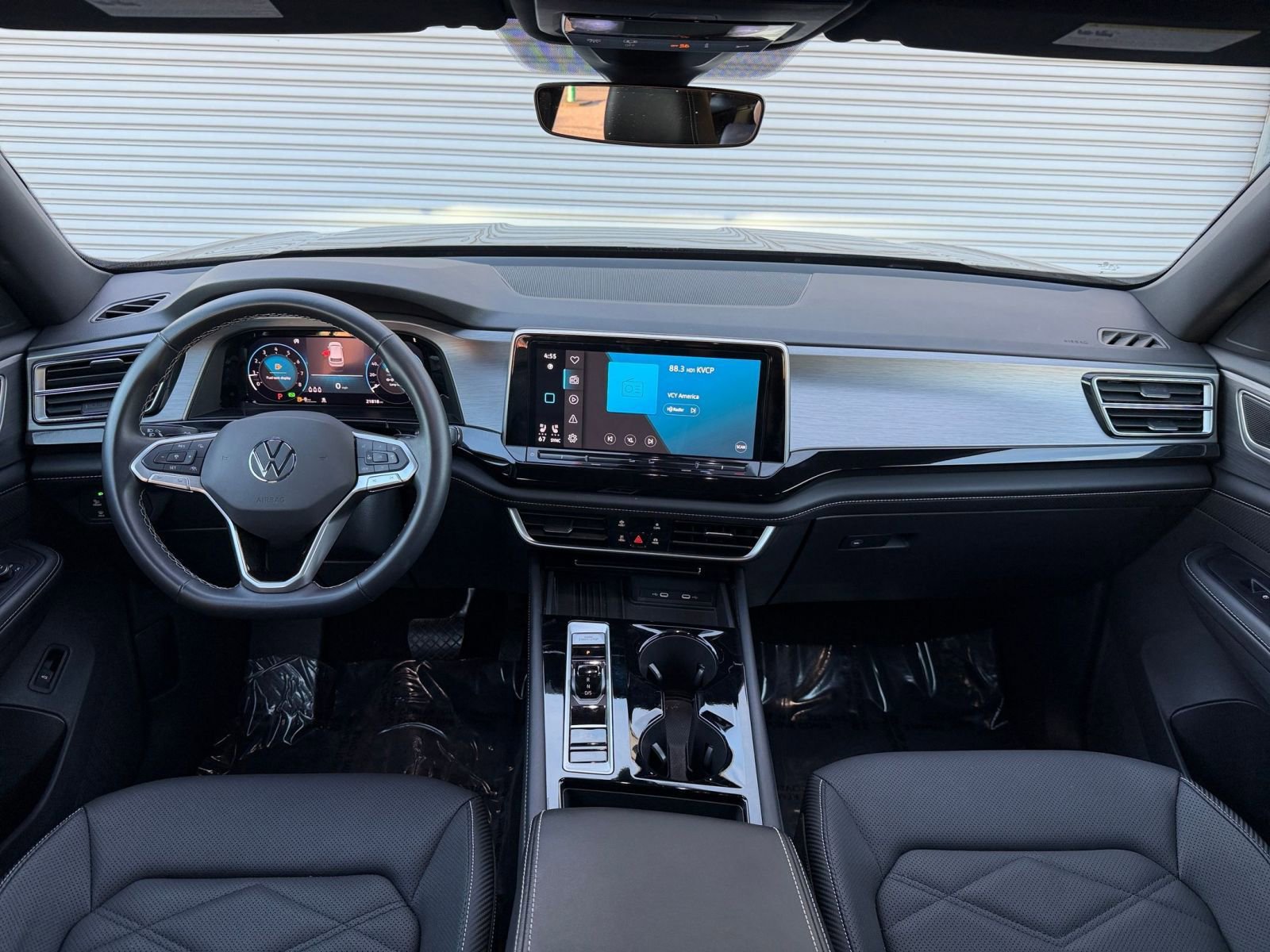 Thumbnail: 2025 Volkswagen Atlas - 34