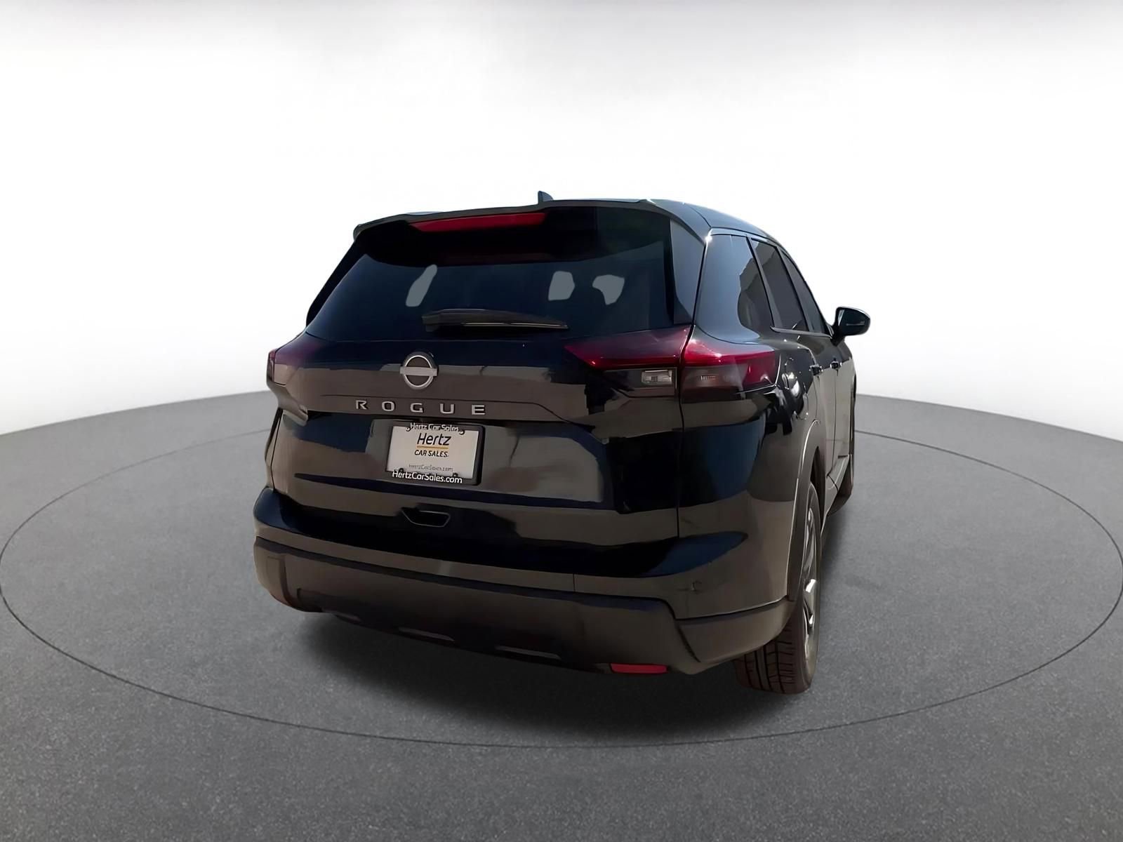 Thumbnail: 2025 Nissan Rogue - 14