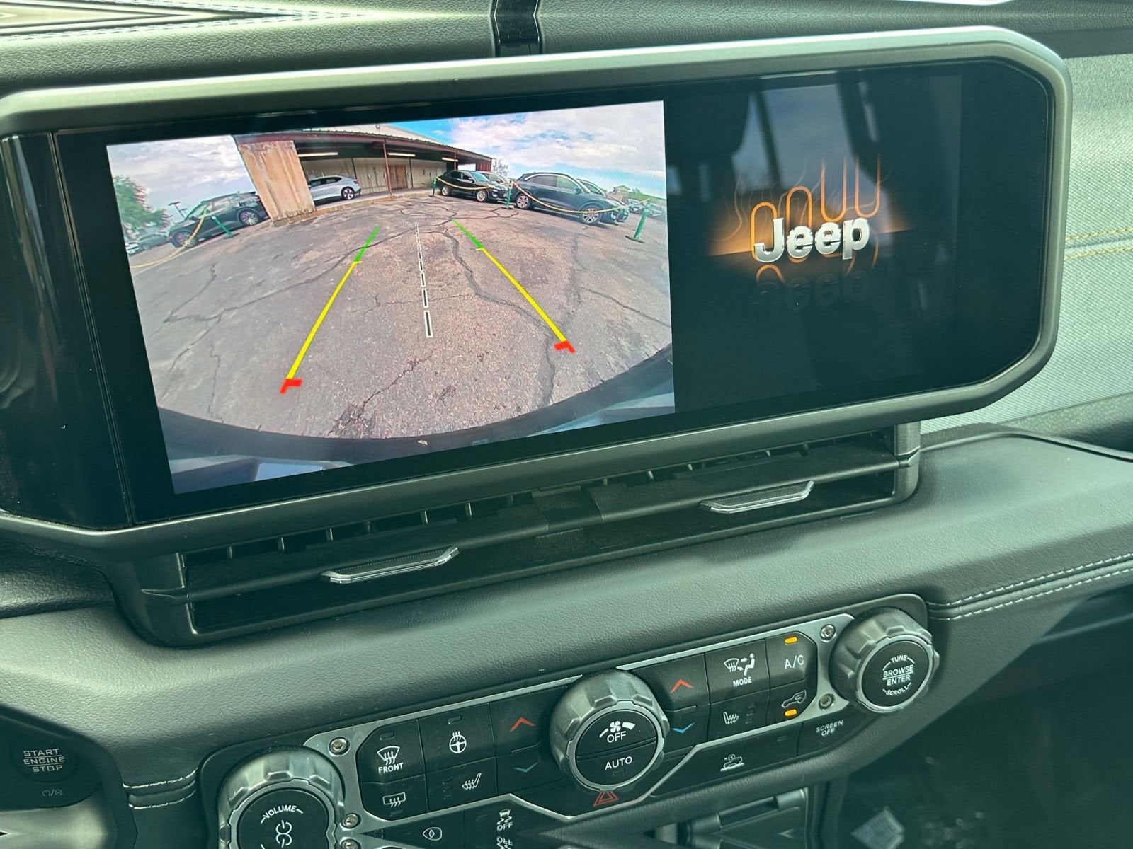 Thumbnail: 2025 Jeep Wrangler - 17