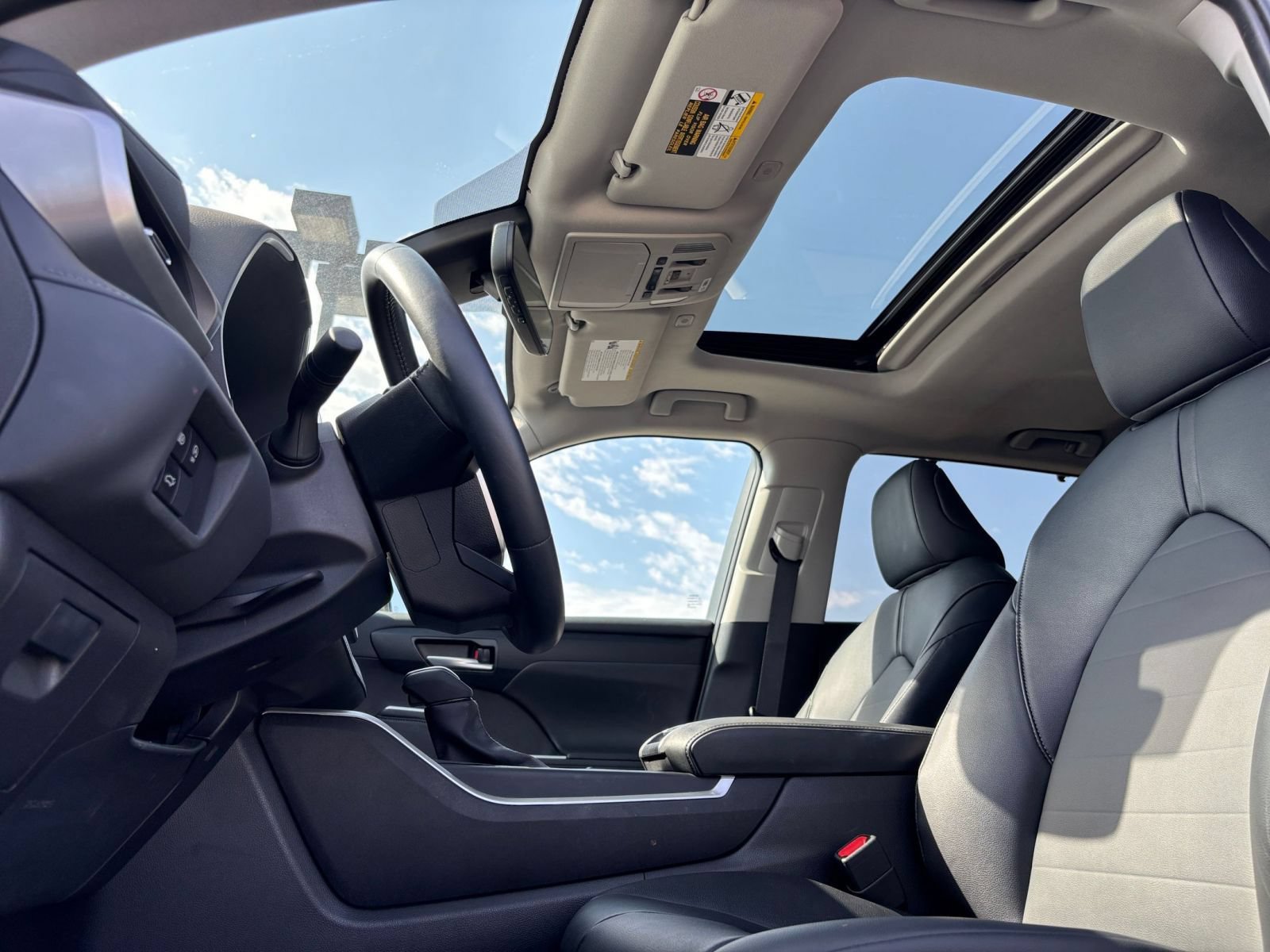 Thumbnail: 2026 Toyota Highlander - 29