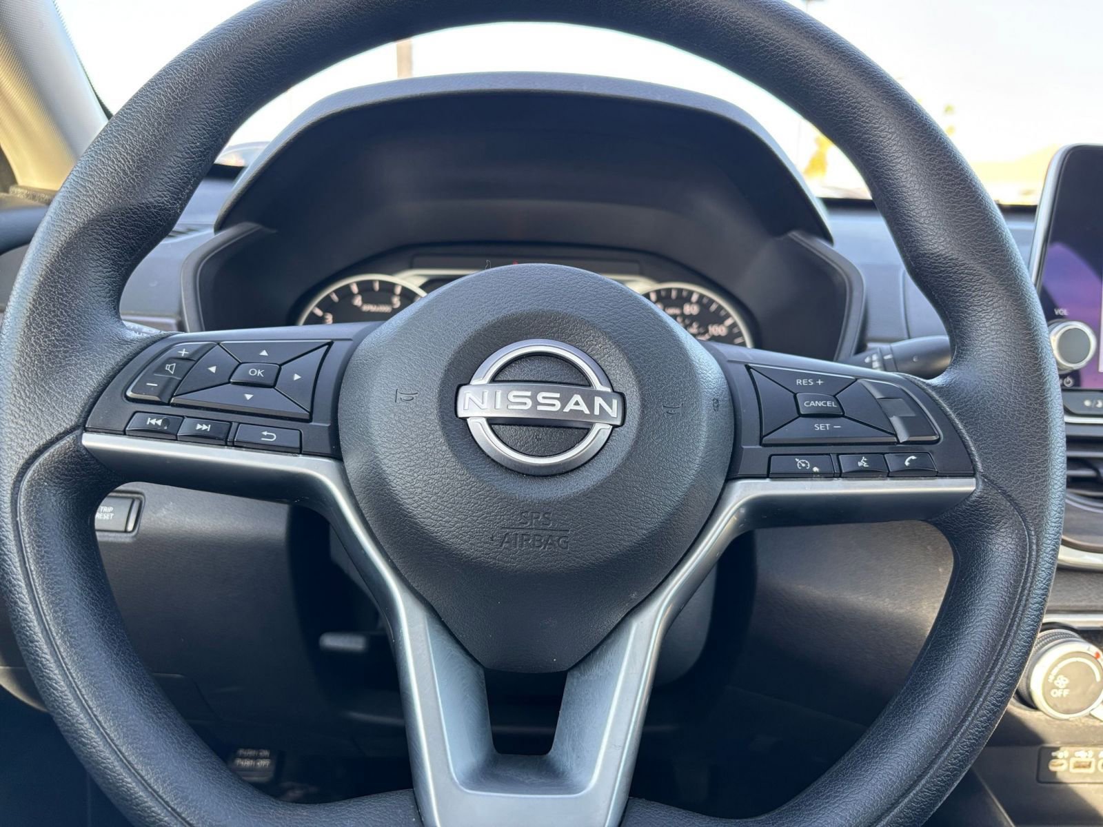 Thumbnail: 2025 Nissan Altima - 28