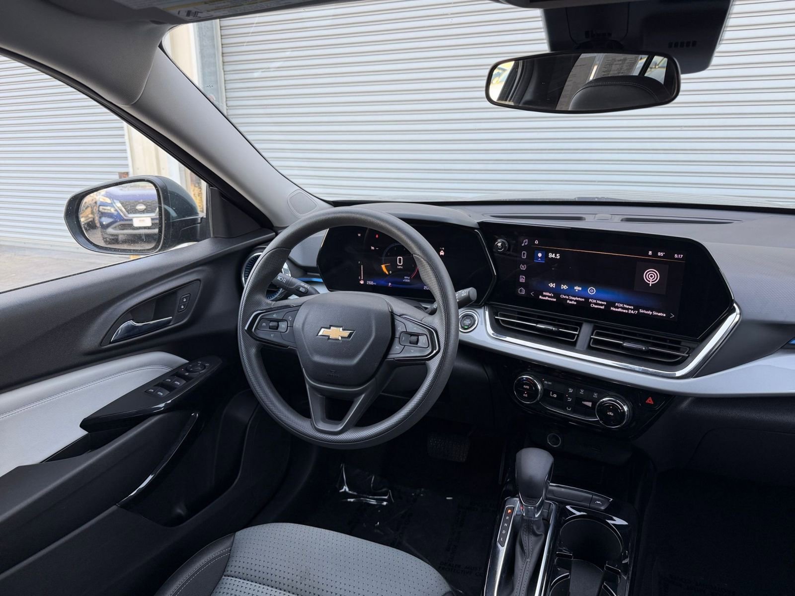 Thumbnail: 2025 Chevrolet Trax - 33