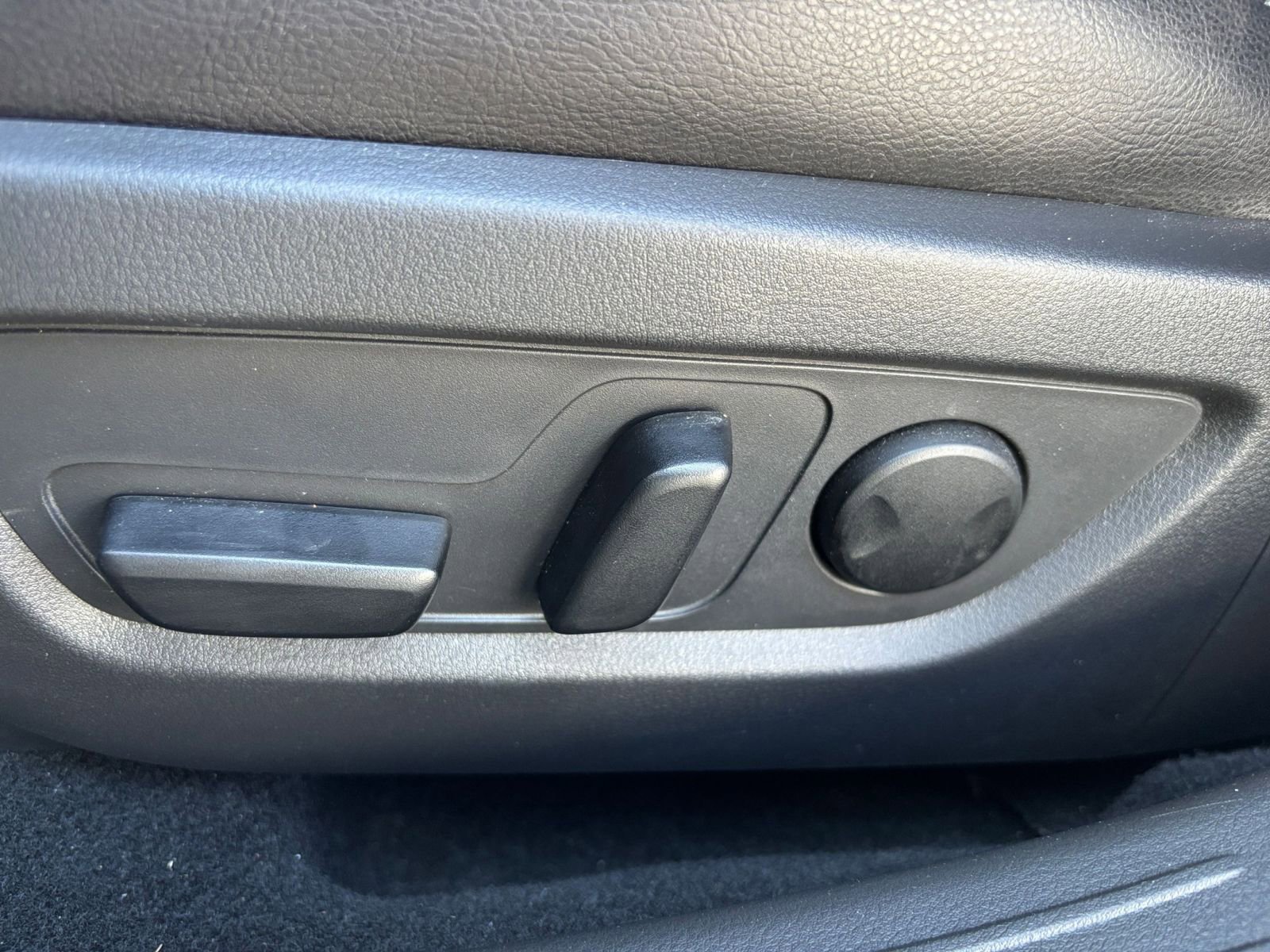 Thumbnail: 2025 Mazda CX-50 - 22