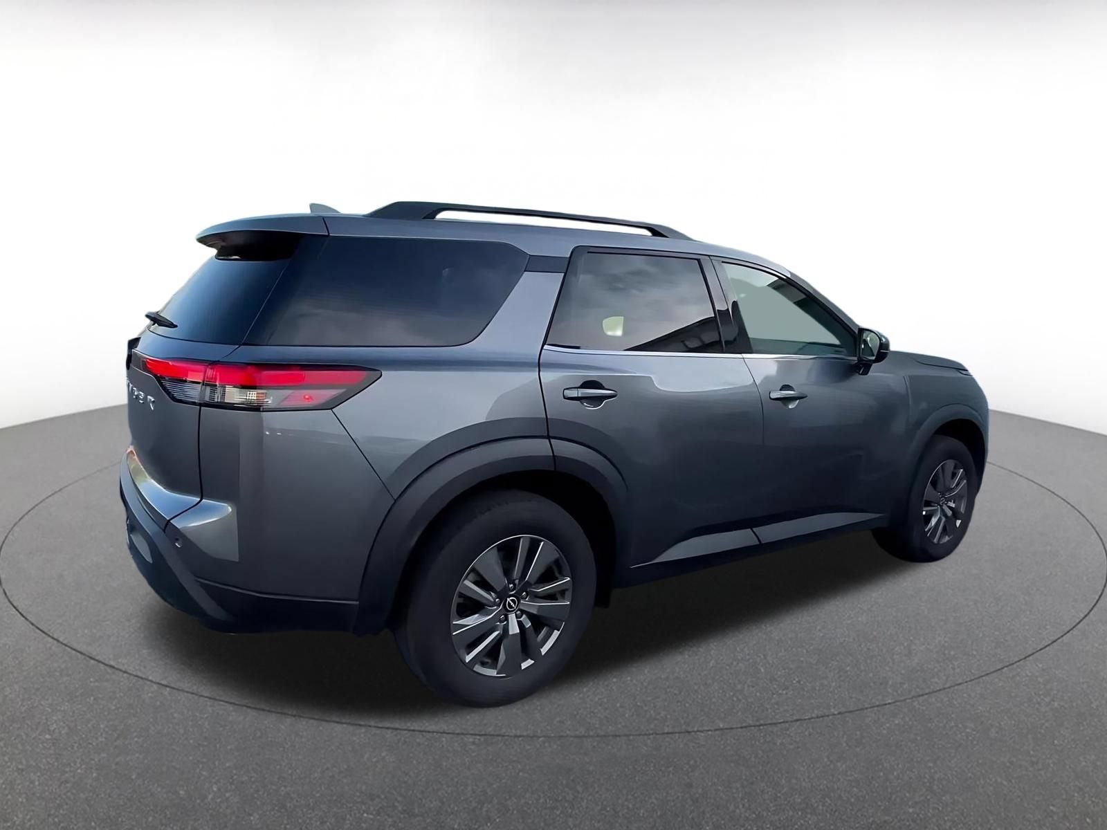 Thumbnail: 2025 Nissan Pathfinder - 14