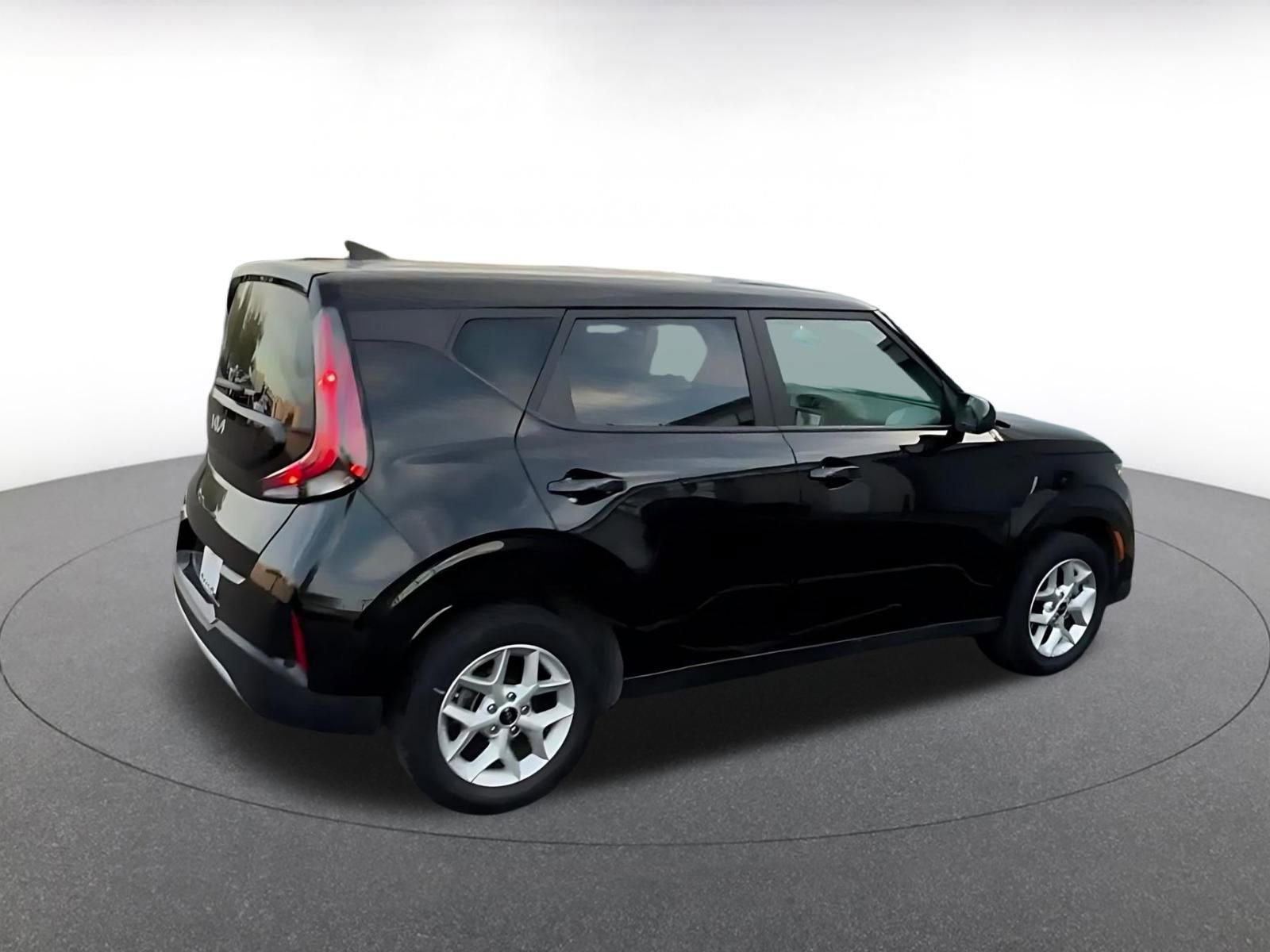 Thumbnail: 2025 Kia Soul - 15