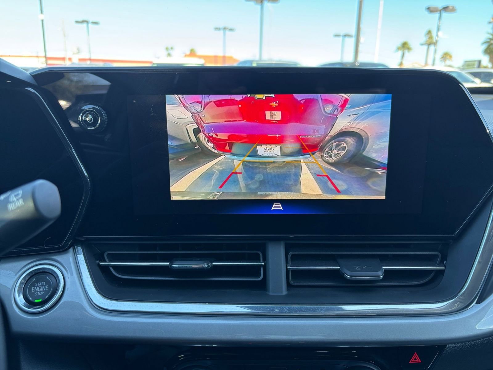 Thumbnail: 2025 Chevrolet Trax - 17