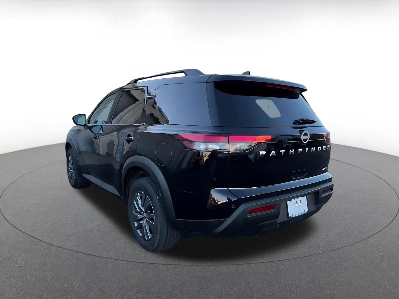 Thumbnail: 2025 Nissan Pathfinder - 11