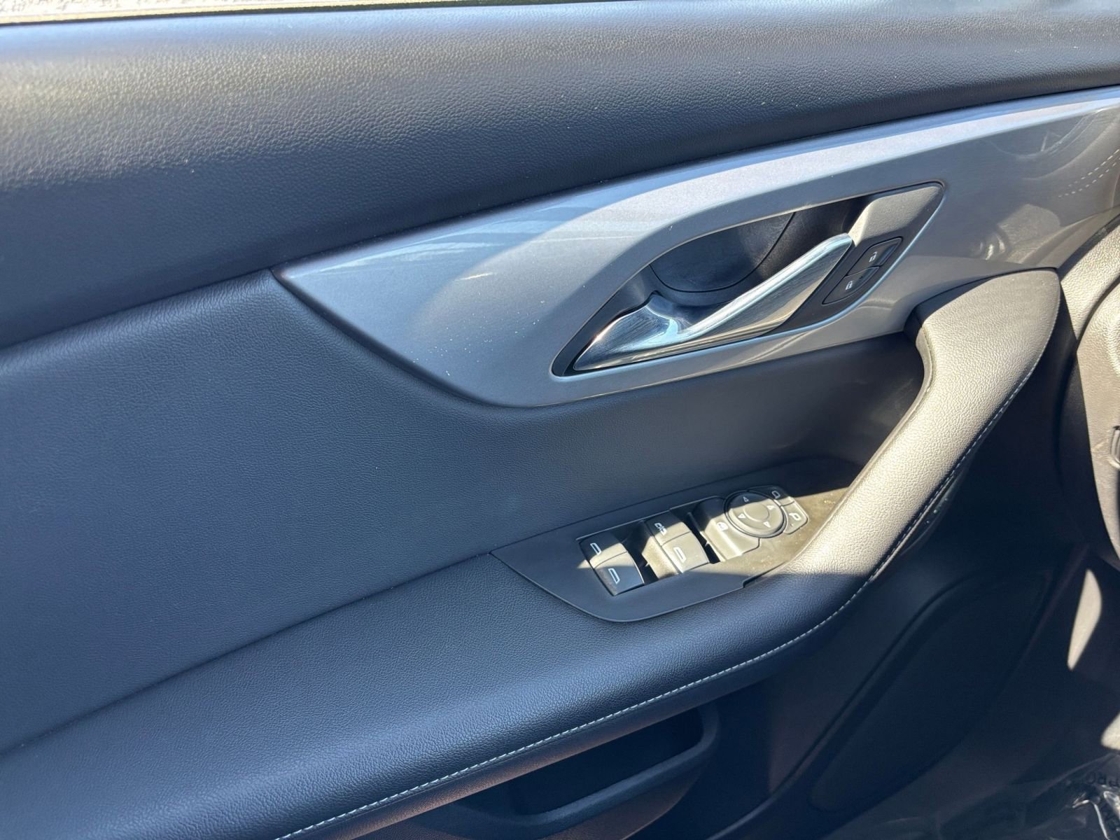 Thumbnail: 2025 Chevrolet Blazer - 18