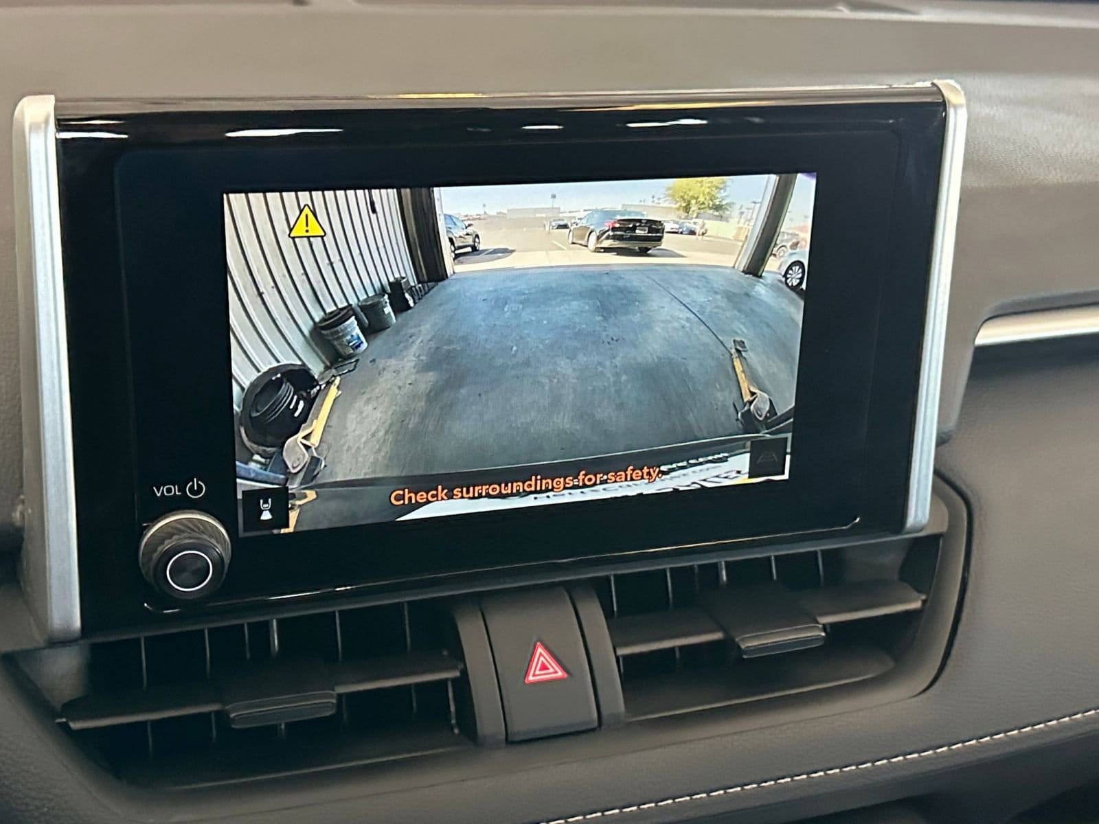 Thumbnail: 2025 Toyota RAV4 - 17